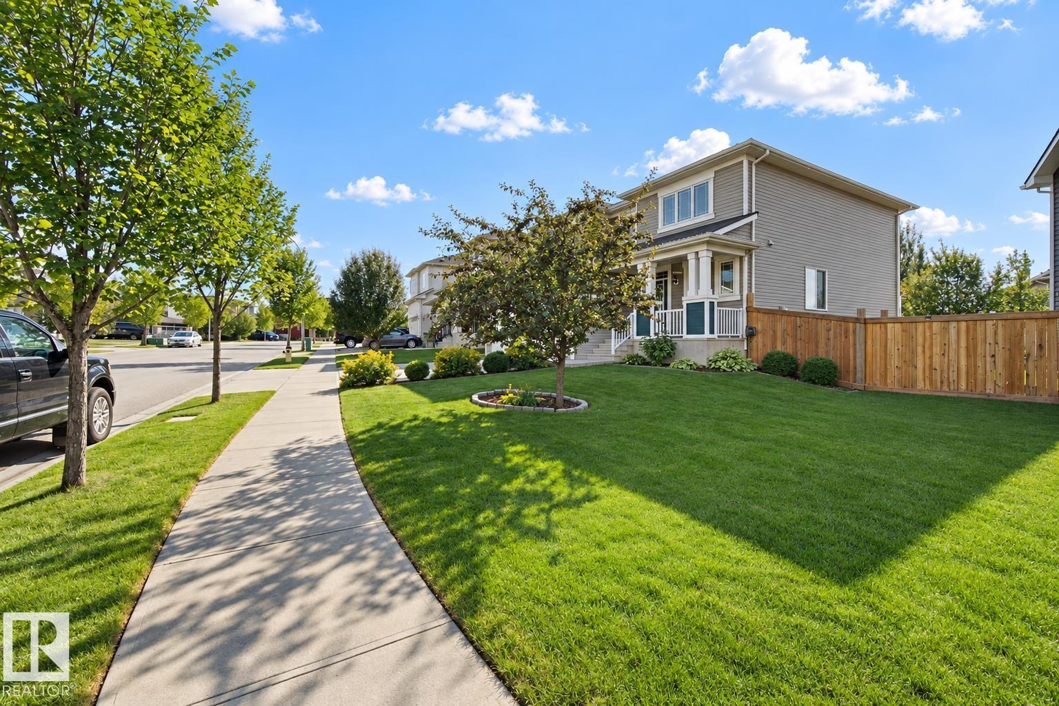 129 Rideau Cr Property Photo 4