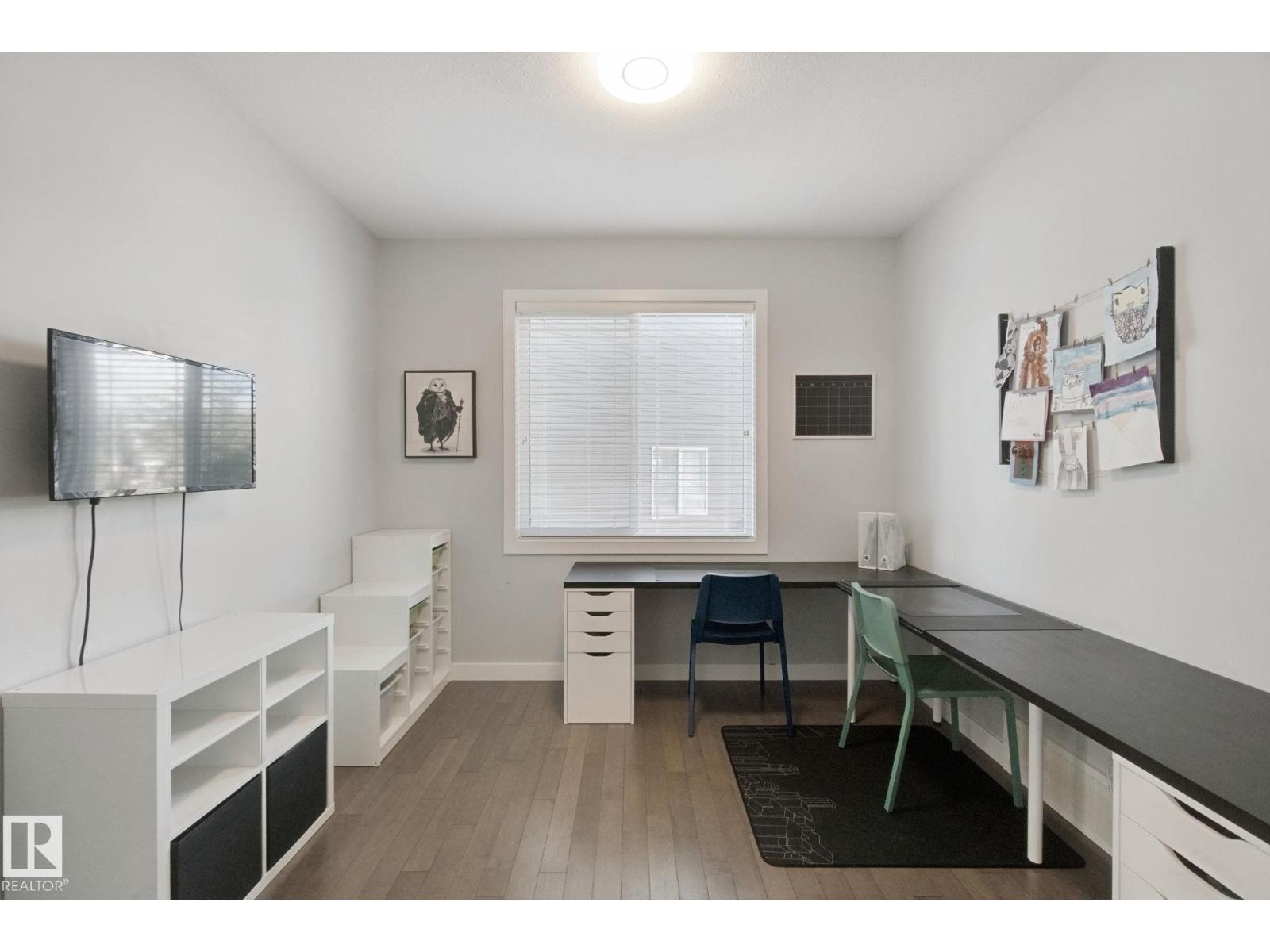 129 Rideau Cr Property Photo 12