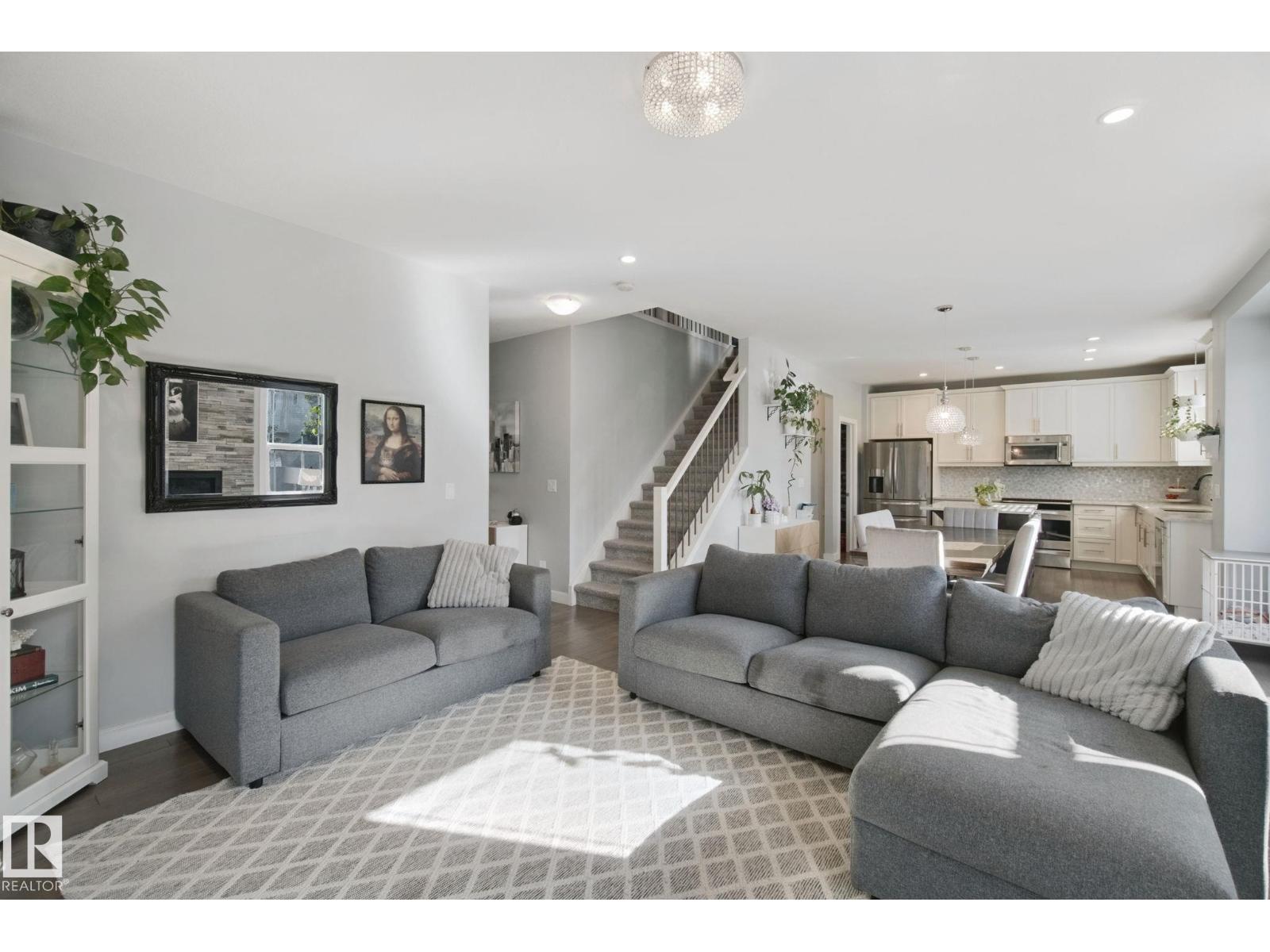 129 Rideau Cr Property Photo 15