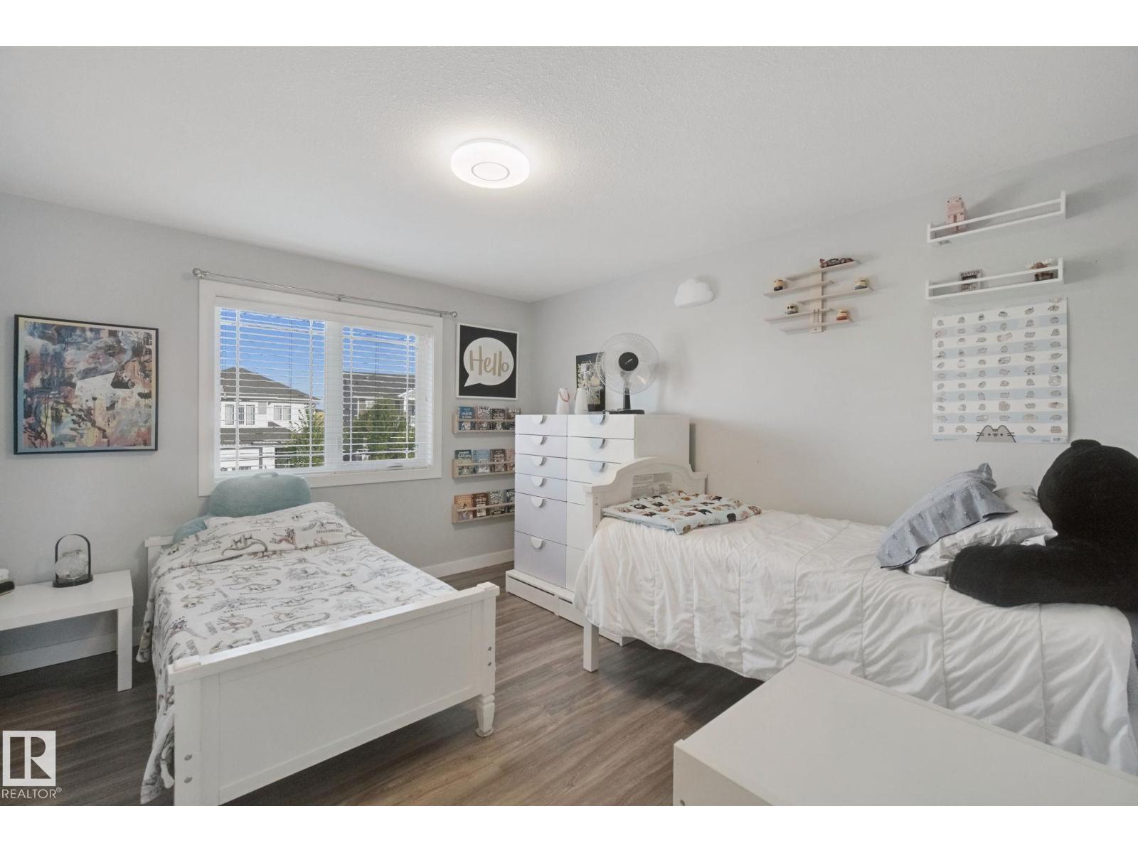 129 Rideau Cr Property Photo 36
