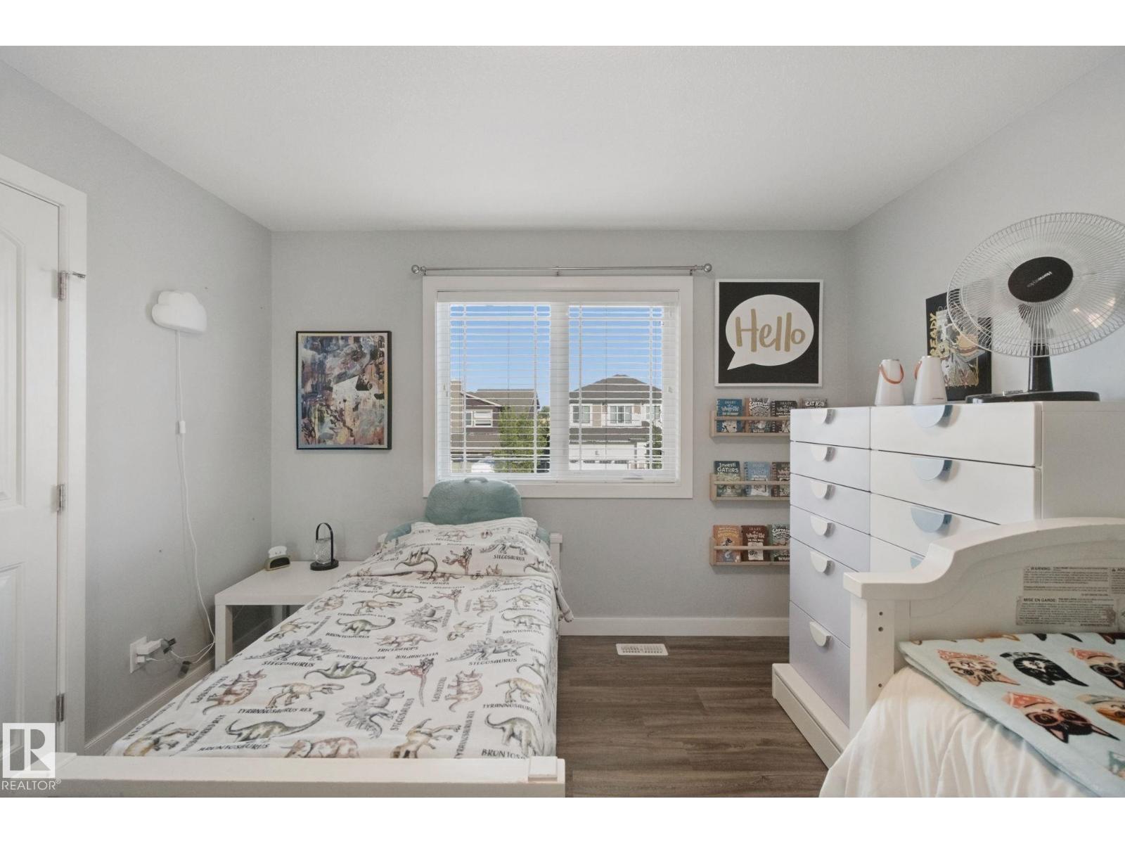 129 Rideau Cr Property Photo 37