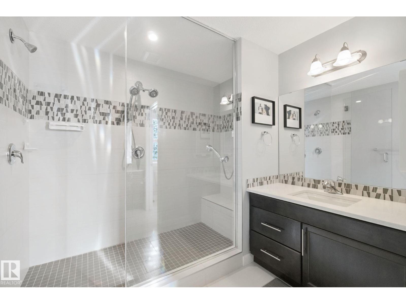 129 Rideau Cr Property Photo 48
