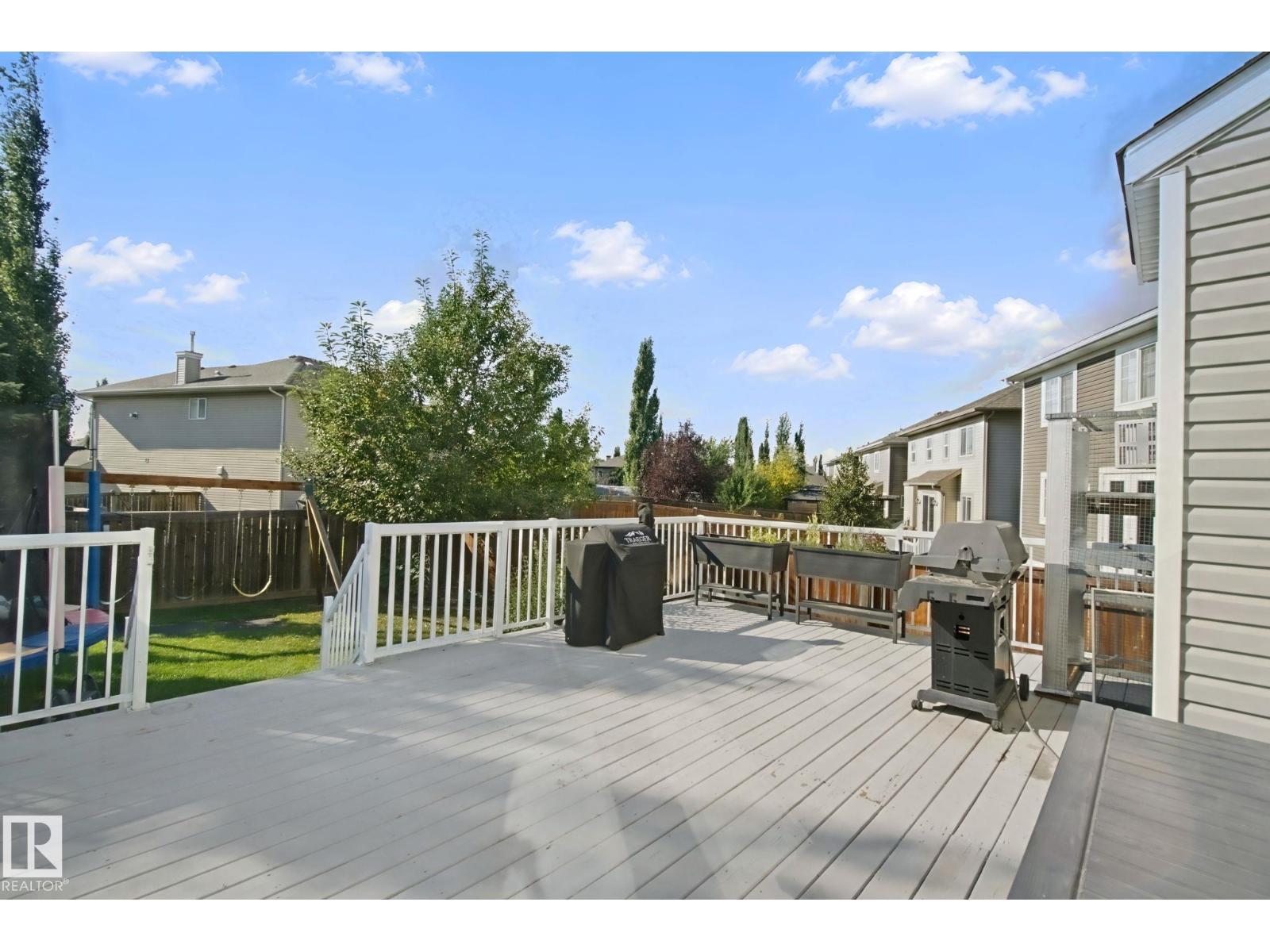 129 Rideau Cr Property Photo 54