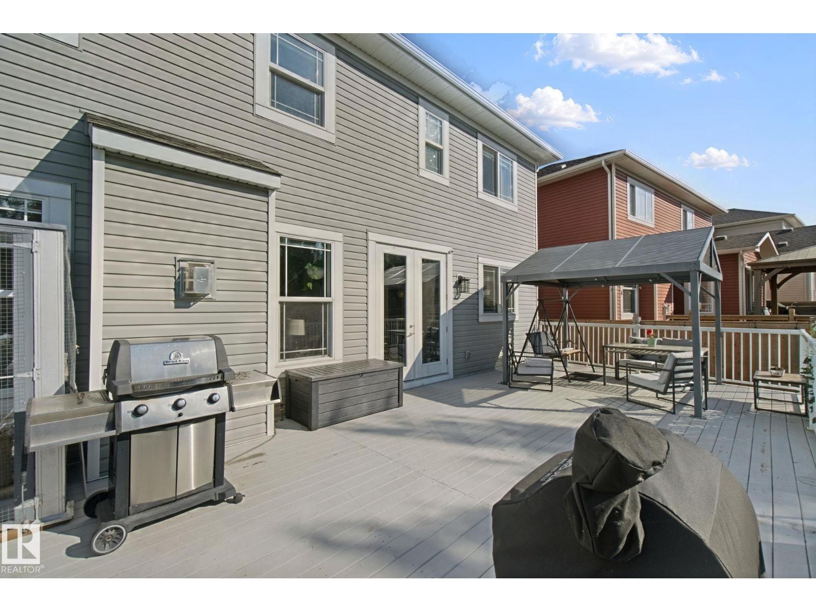 129 Rideau Cr Property Photo 55