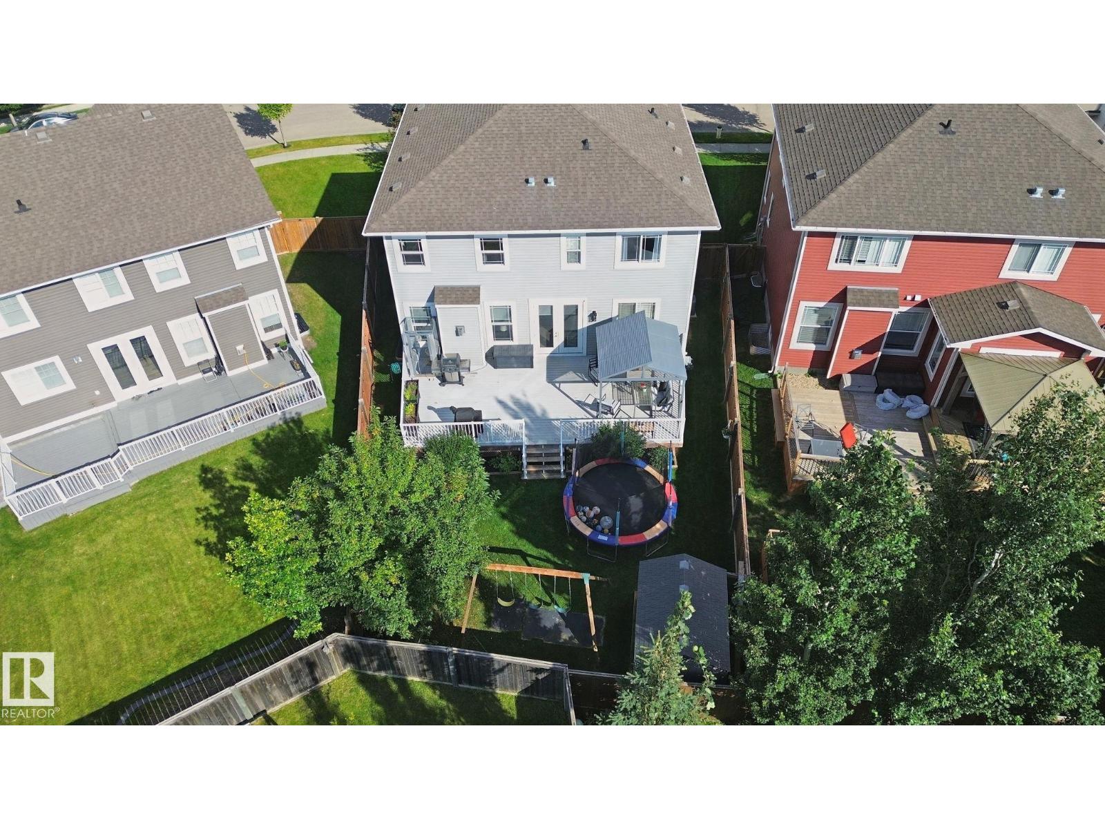 129 Rideau Cr Property Photo 58