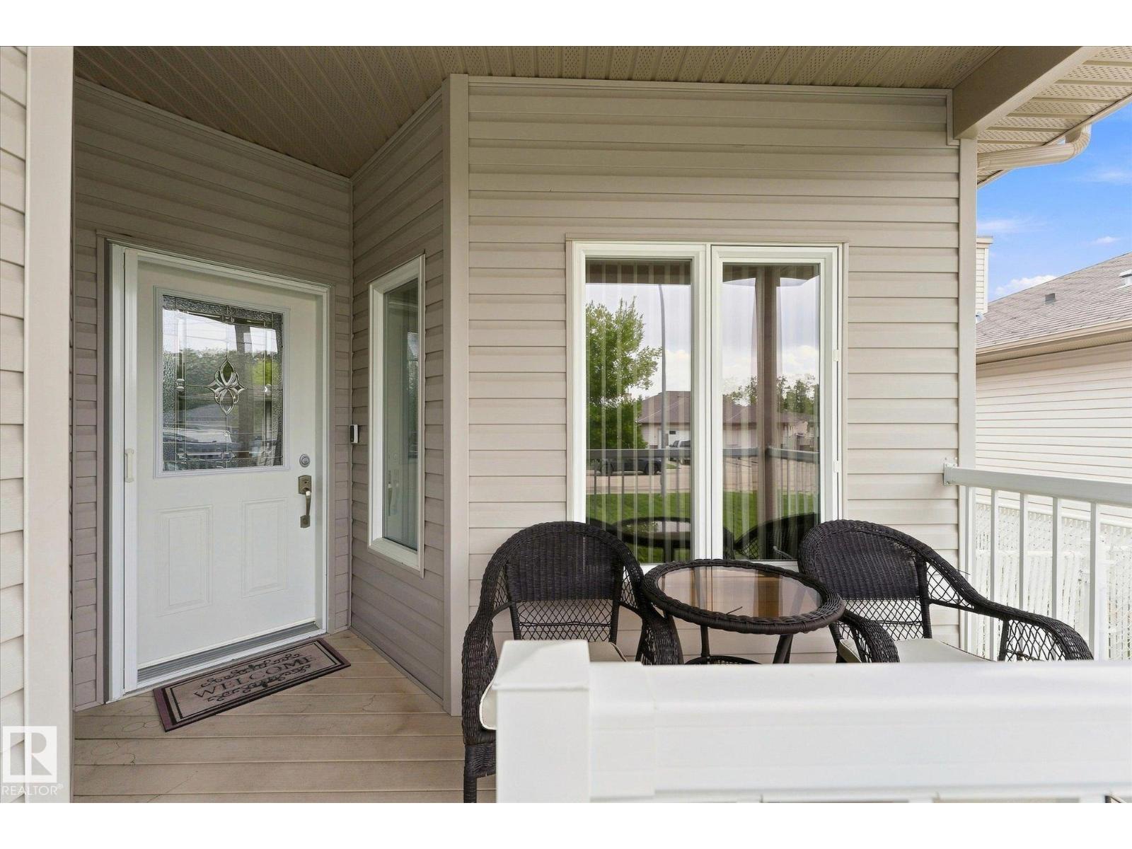 5 Folkstone Pl Property Photo 3