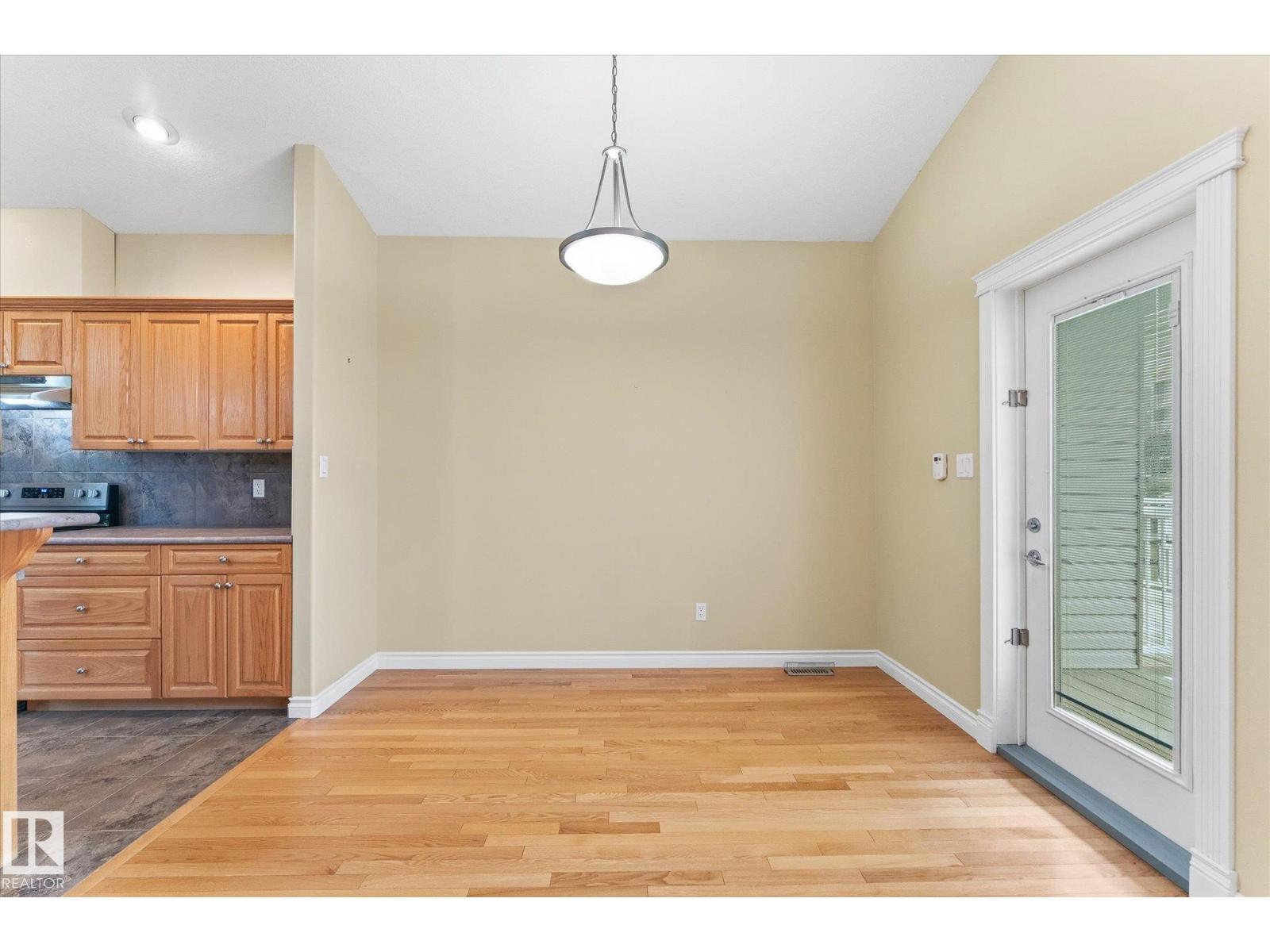 5 Folkstone Pl Property Photo 15