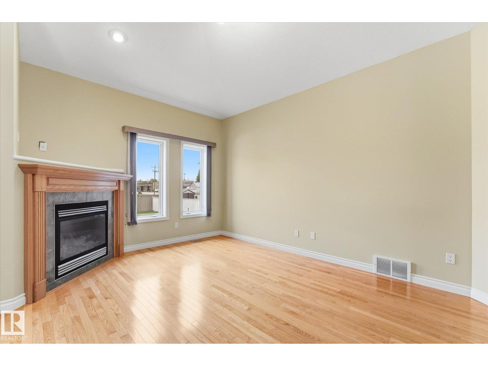 5 Folkstone Pl Property Photo 18