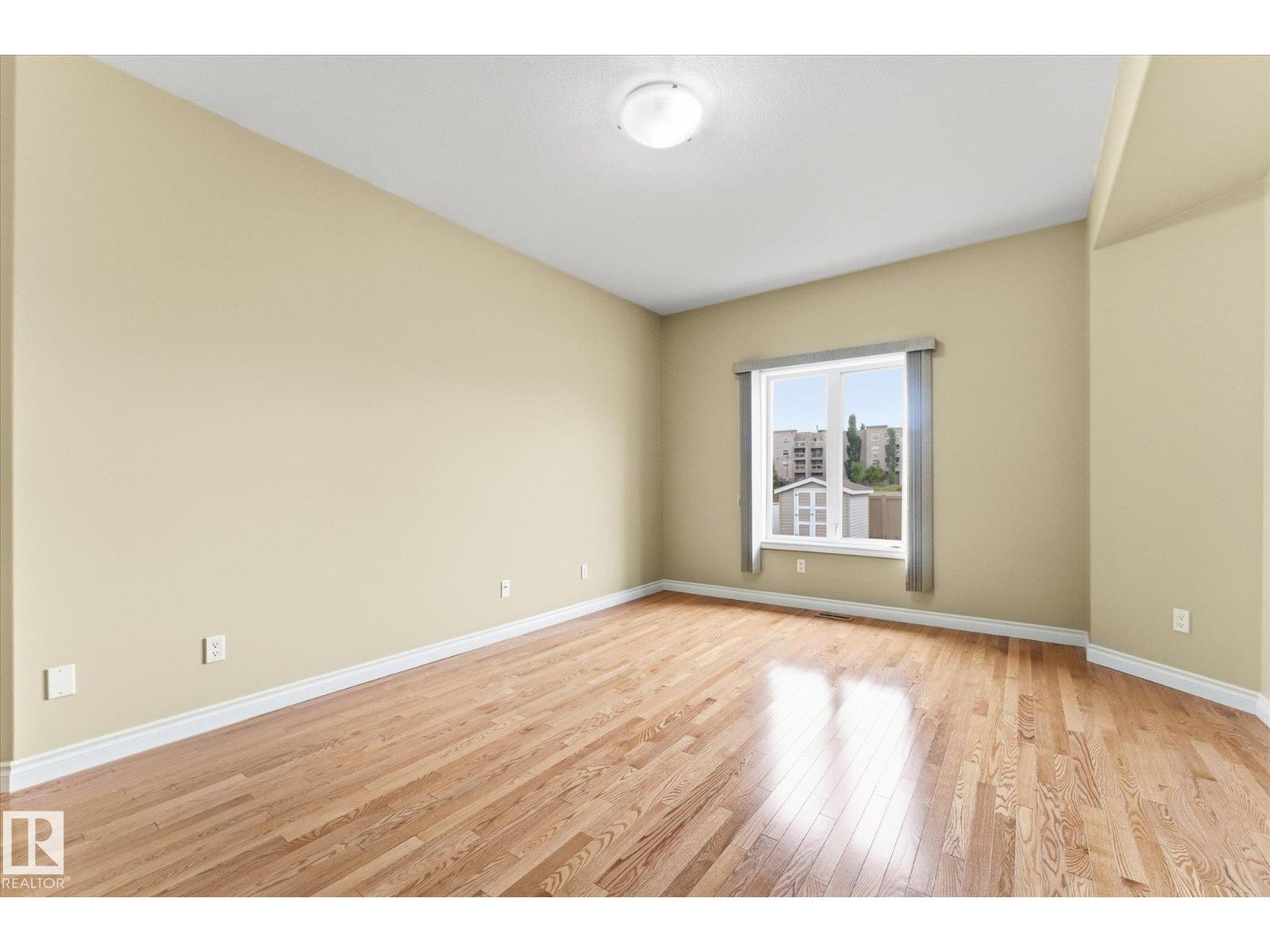 5 Folkstone Pl Property Photo 21