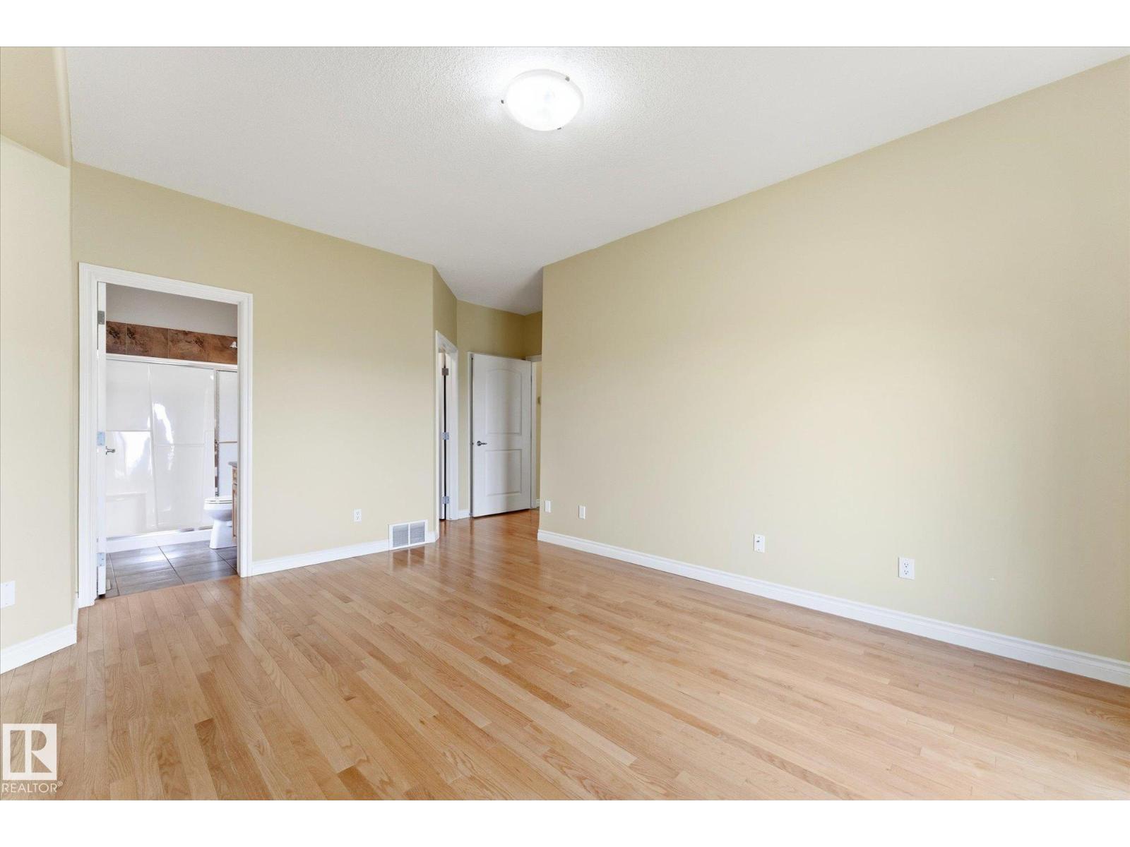 5 Folkstone Pl Property Photo 22