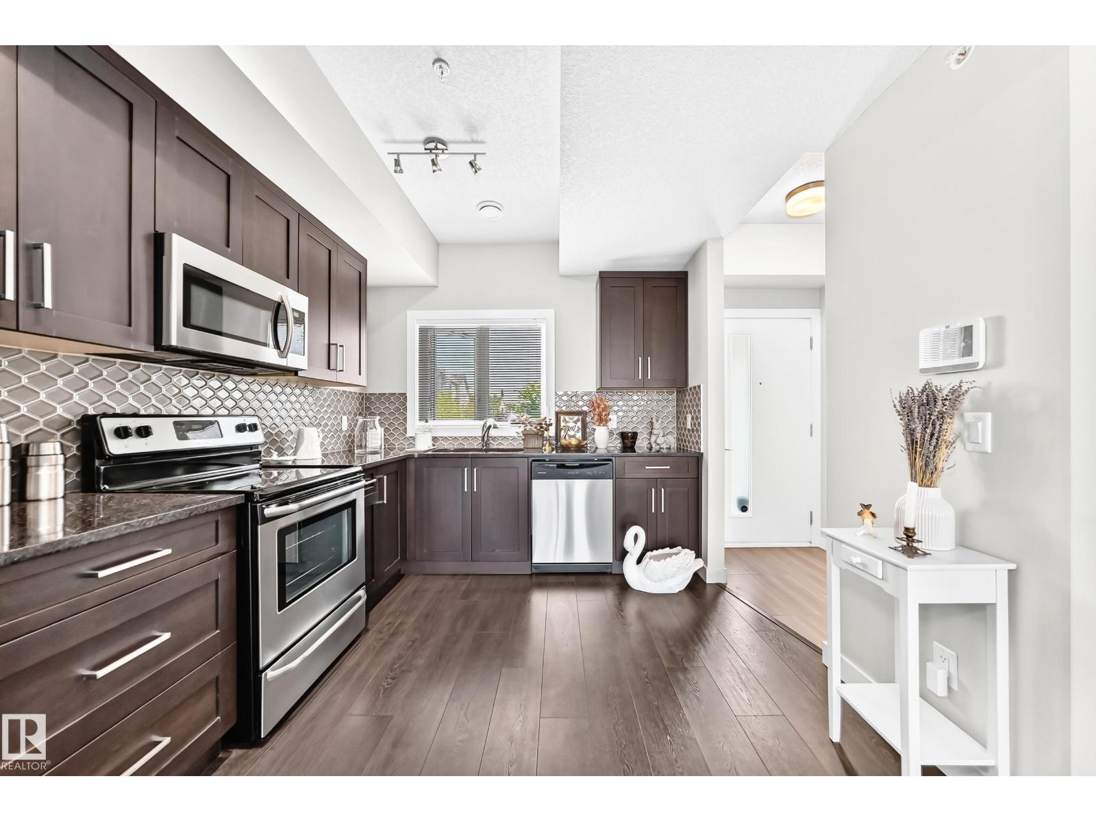 #60 2560 Pegasus Bv Nw Property Photo 8