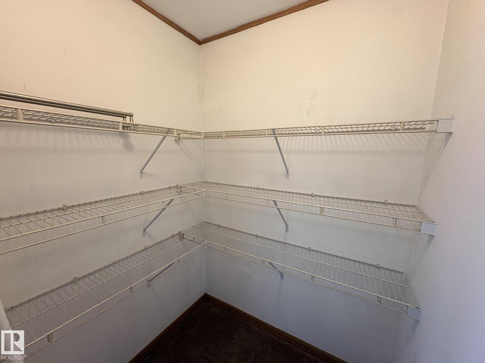 4905 50 St Property Photo 11