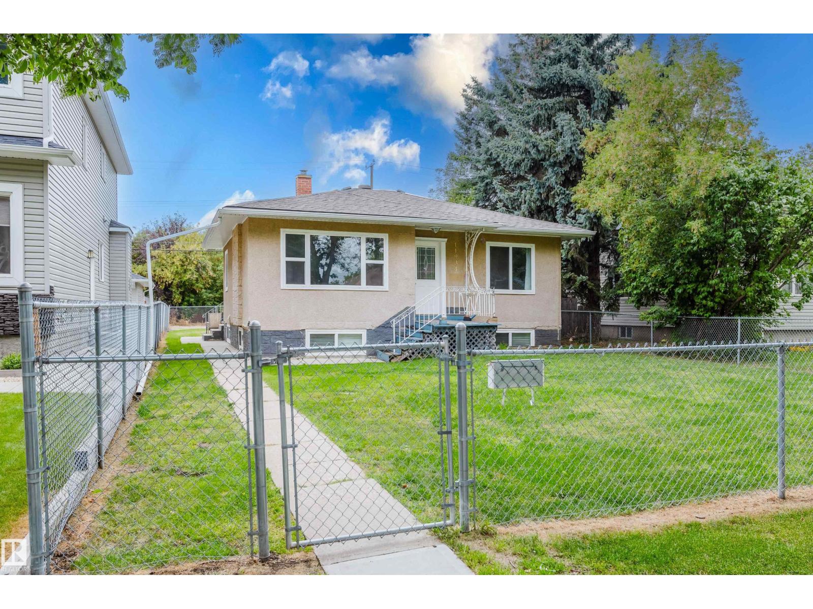 11934 87 St Nw Property Photo 7