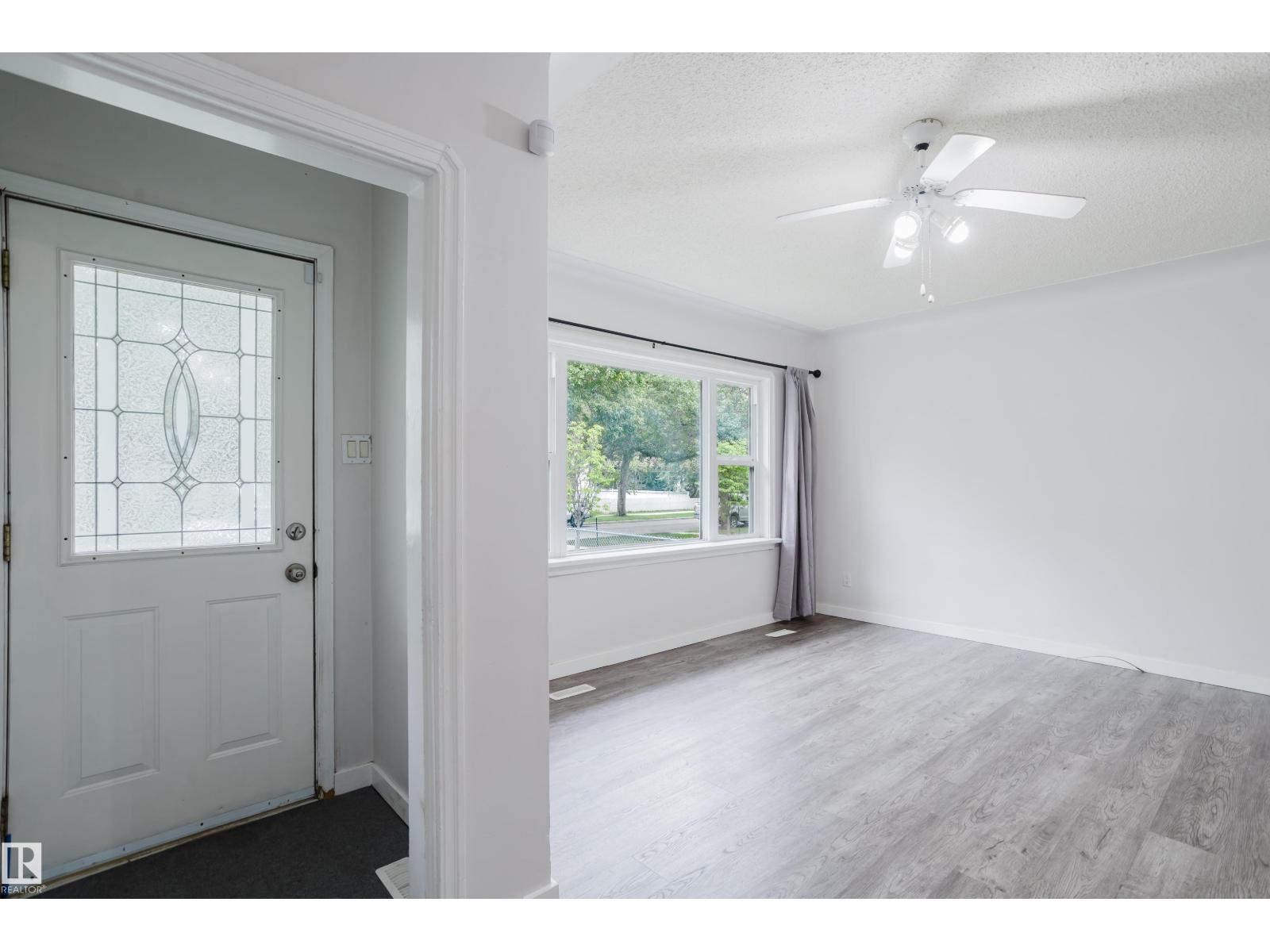 11934 87 St Nw Property Photo 10