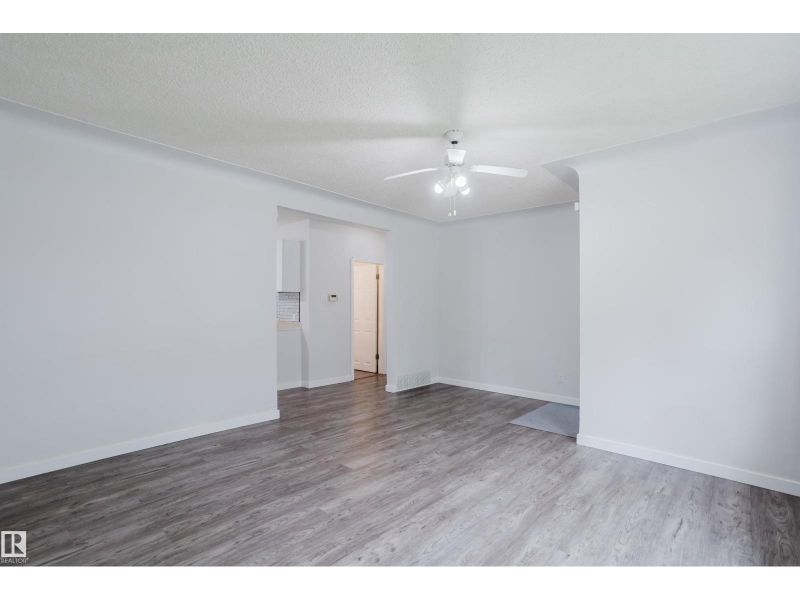 11934 87 St Nw Property Photo 13