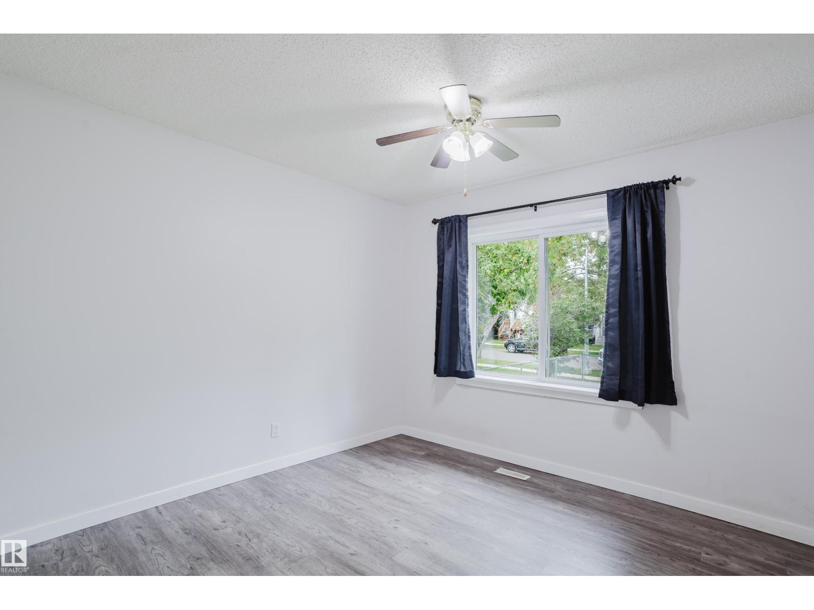 11934 87 St Nw Property Photo 19