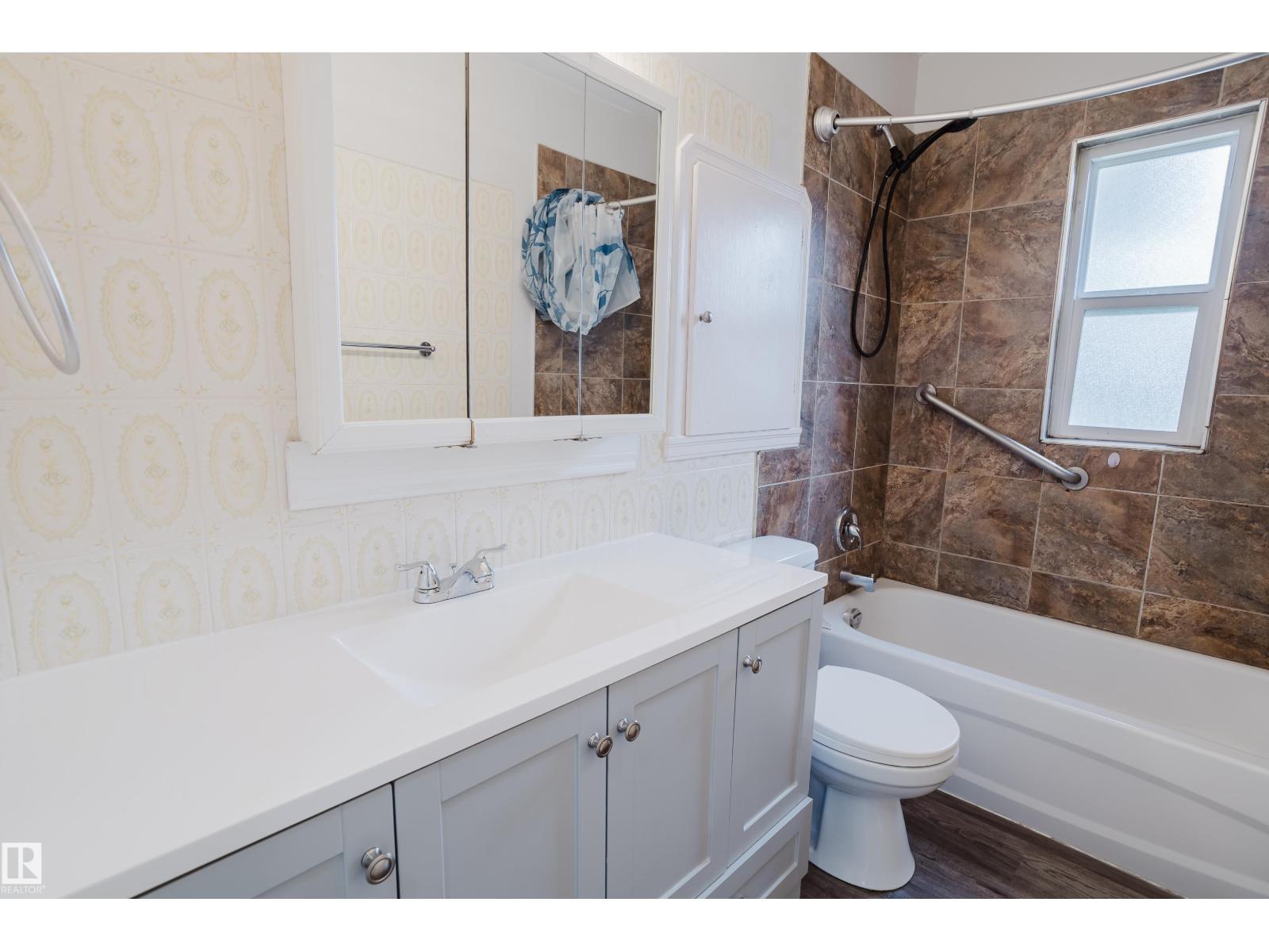 11934 87 St Nw Property Photo 23