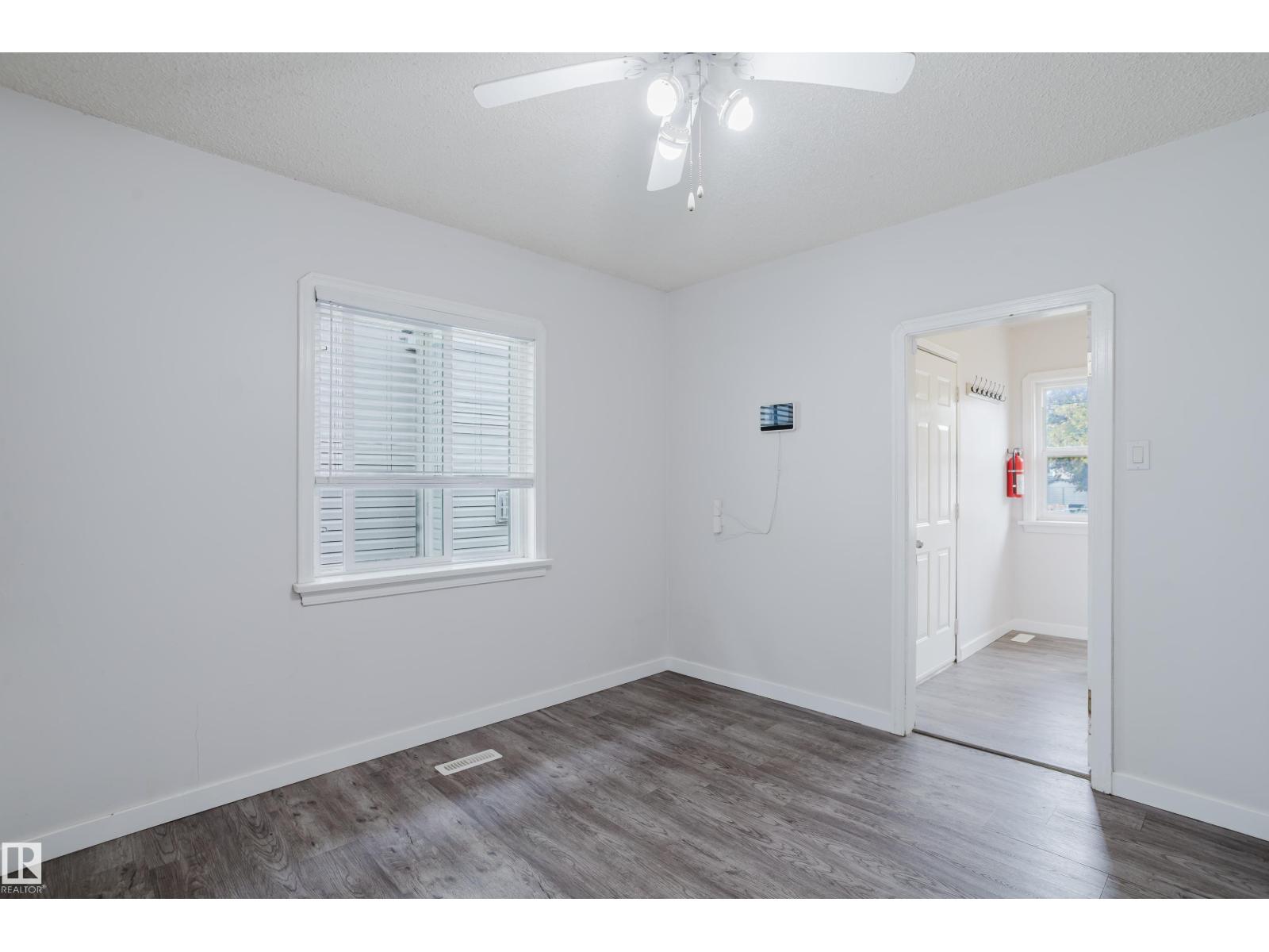 11934 87 St Nw Property Photo 24