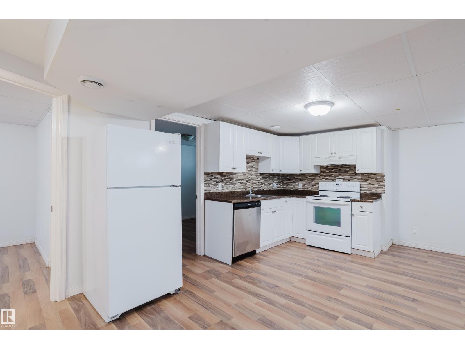 11934 87 St Nw Property Photo 32