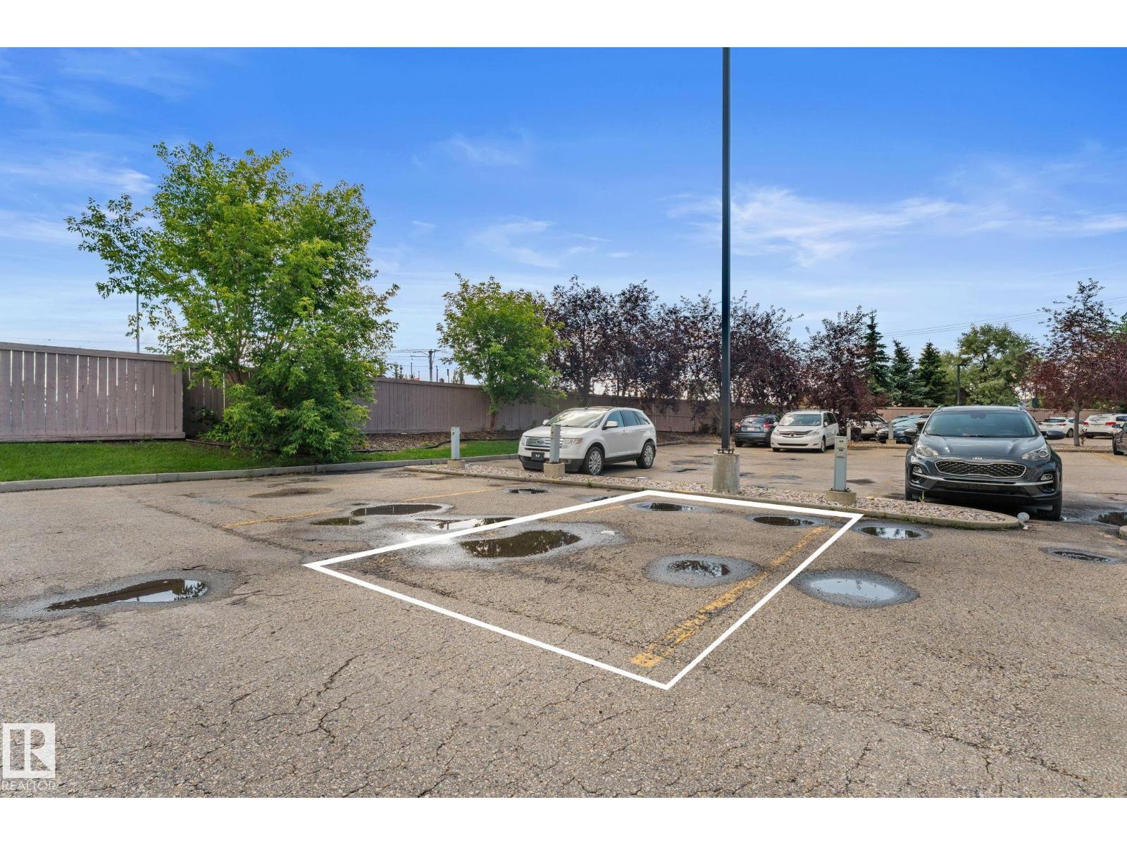 #417 11325 83 St Nw Property Photo 31