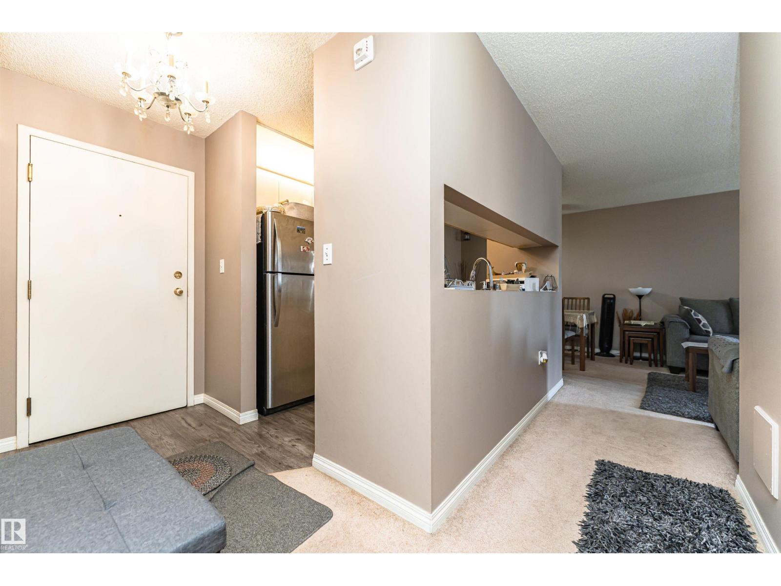 #315 9620 174 St Nw Property Photo 9