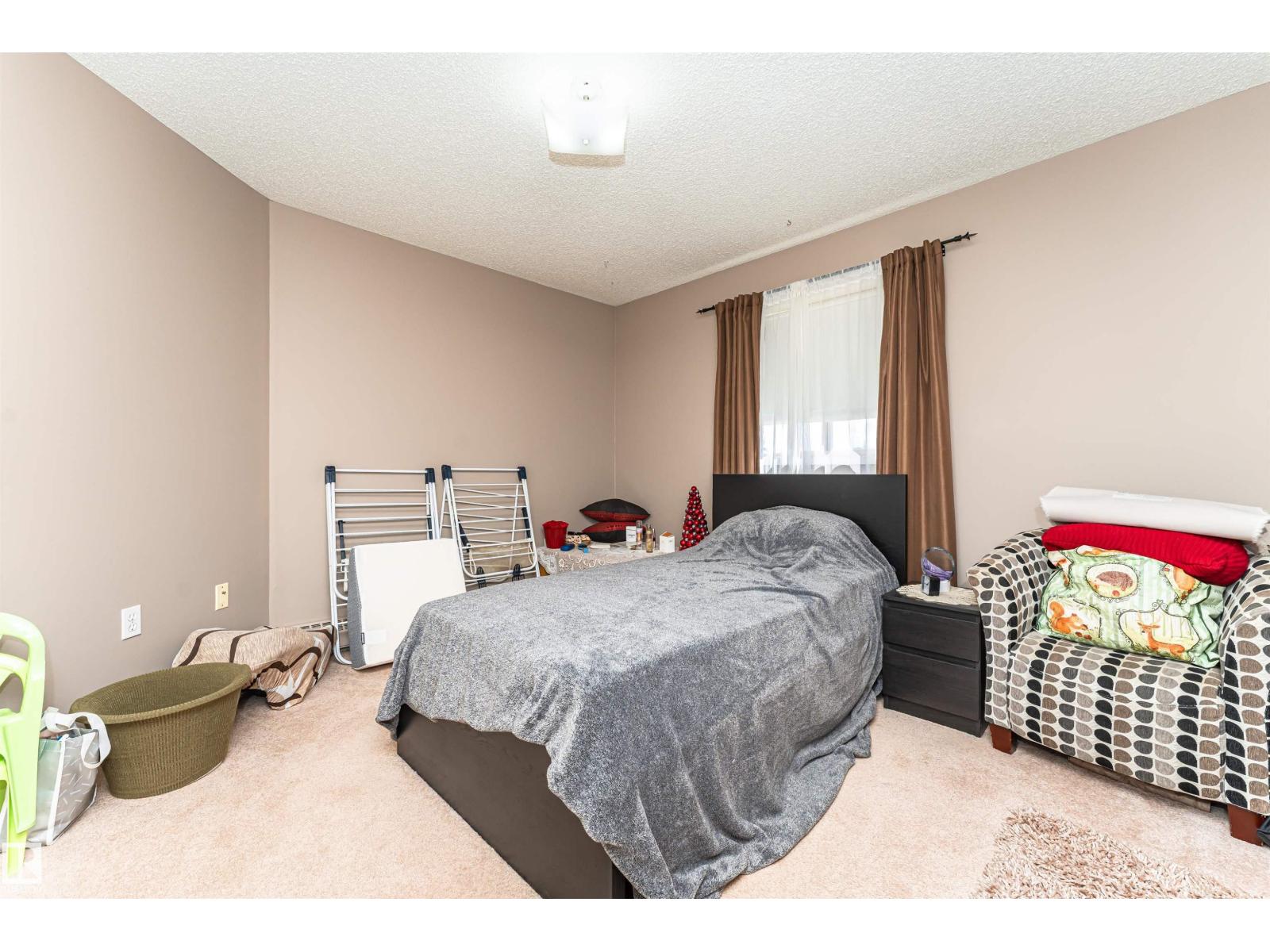 #315 9620 174 St Nw Property Photo 29