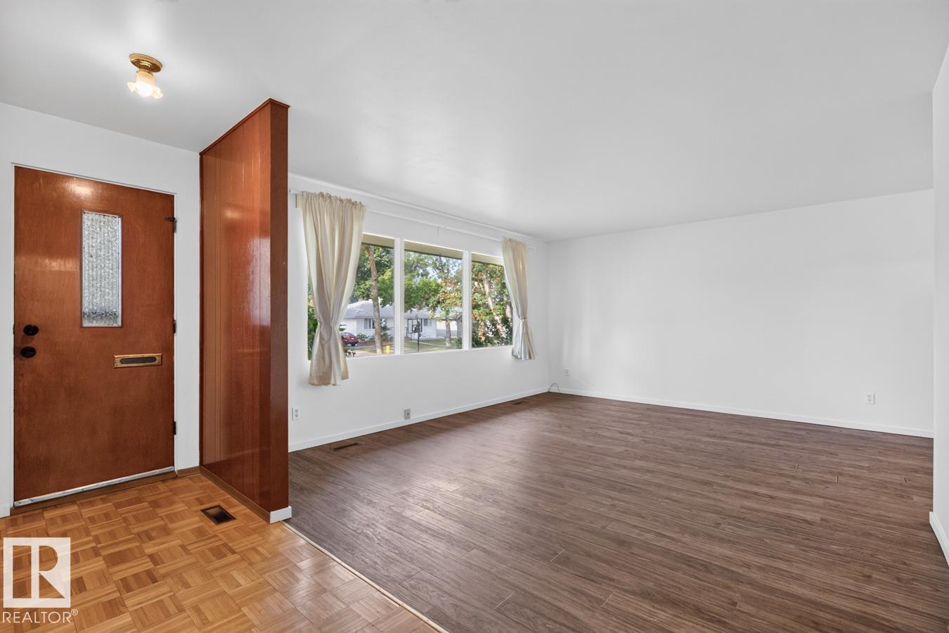 139 Juniper Av Property Photo 5