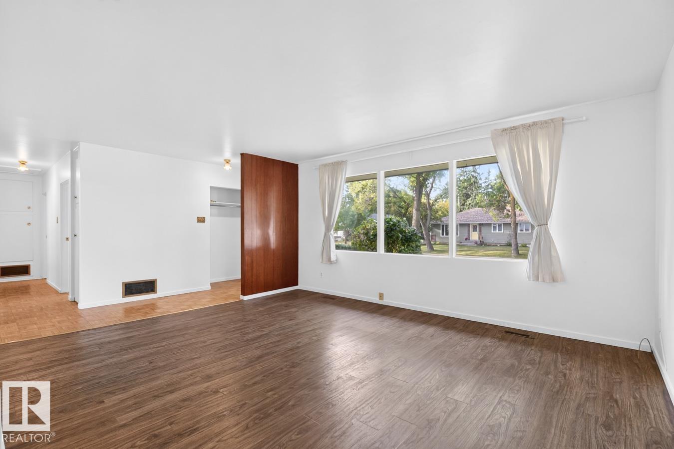 139 Juniper Av Property Photo 6