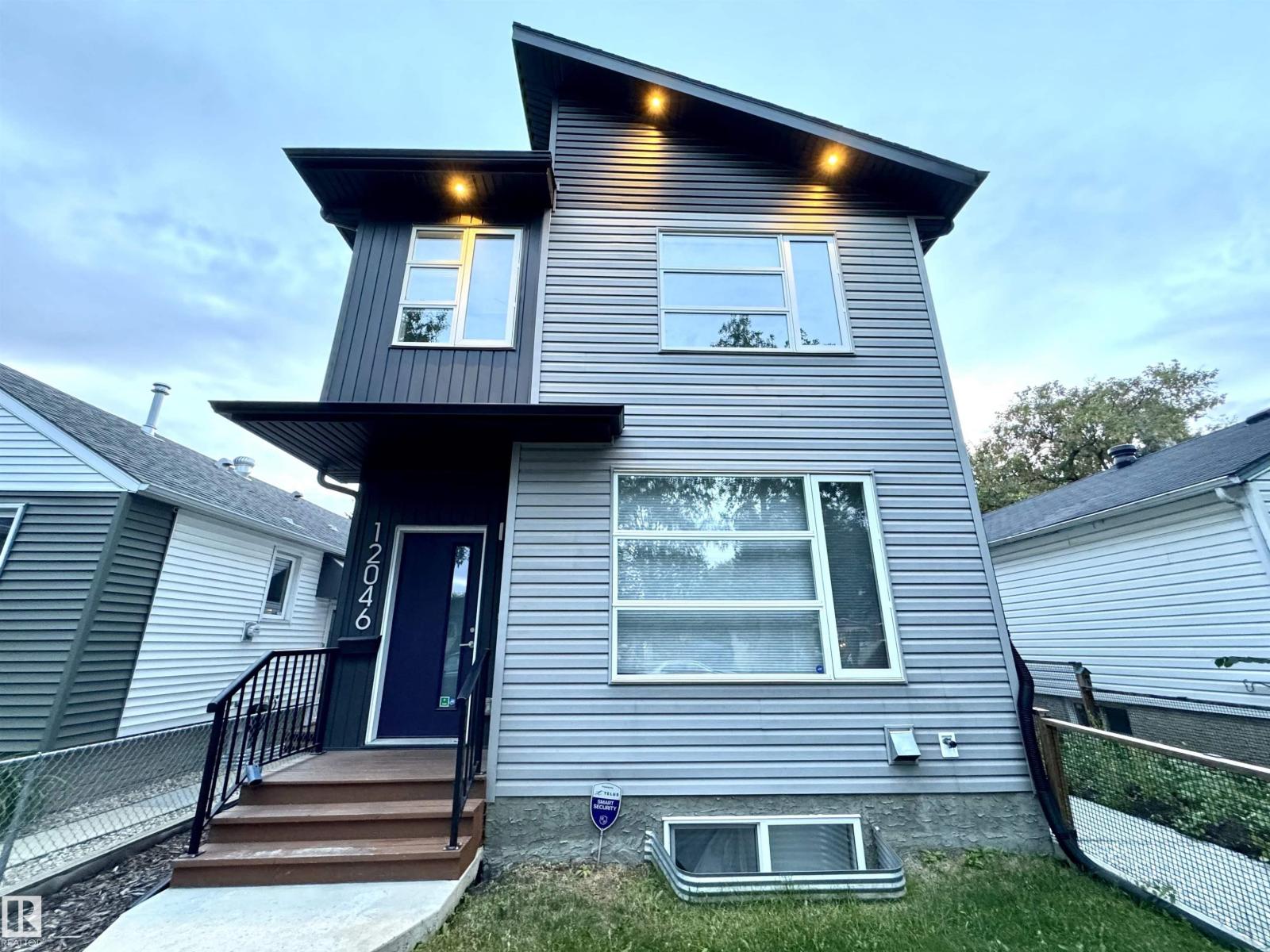 12046 89 St Nw Property Photo 1