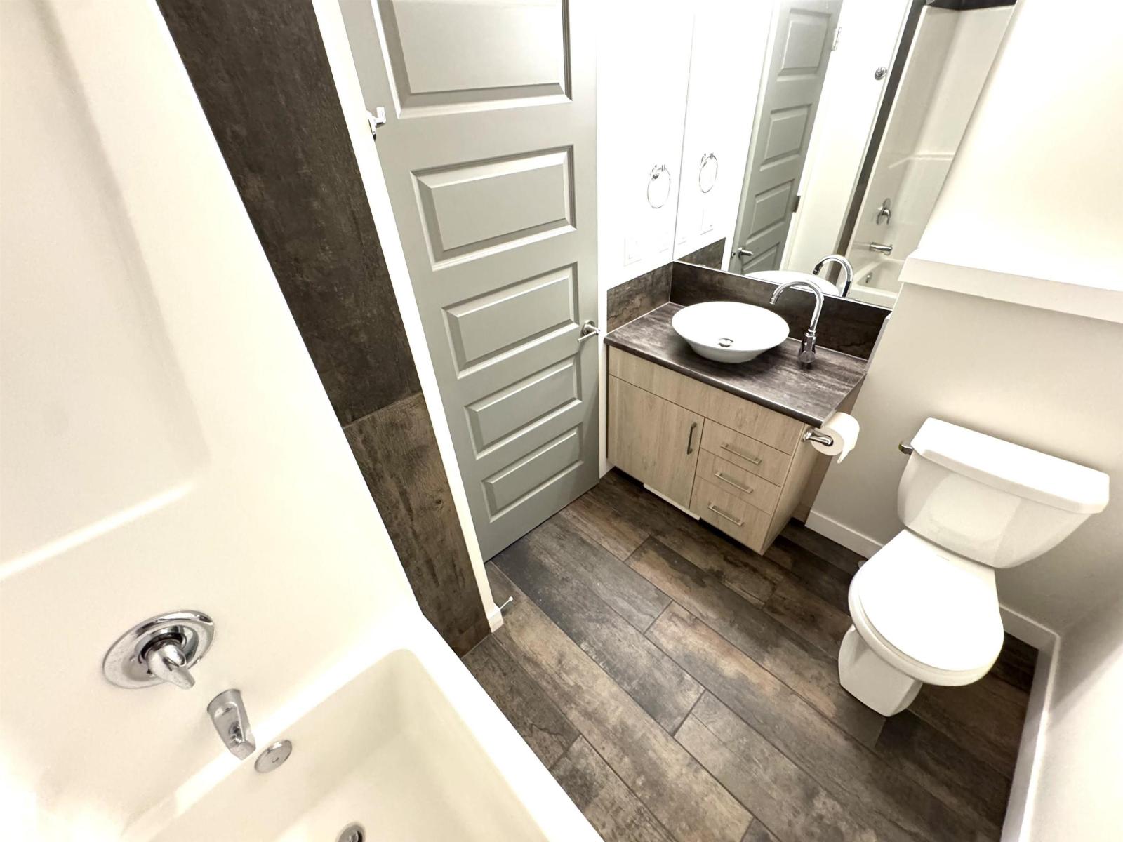 12046 89 St Nw Property Photo 22