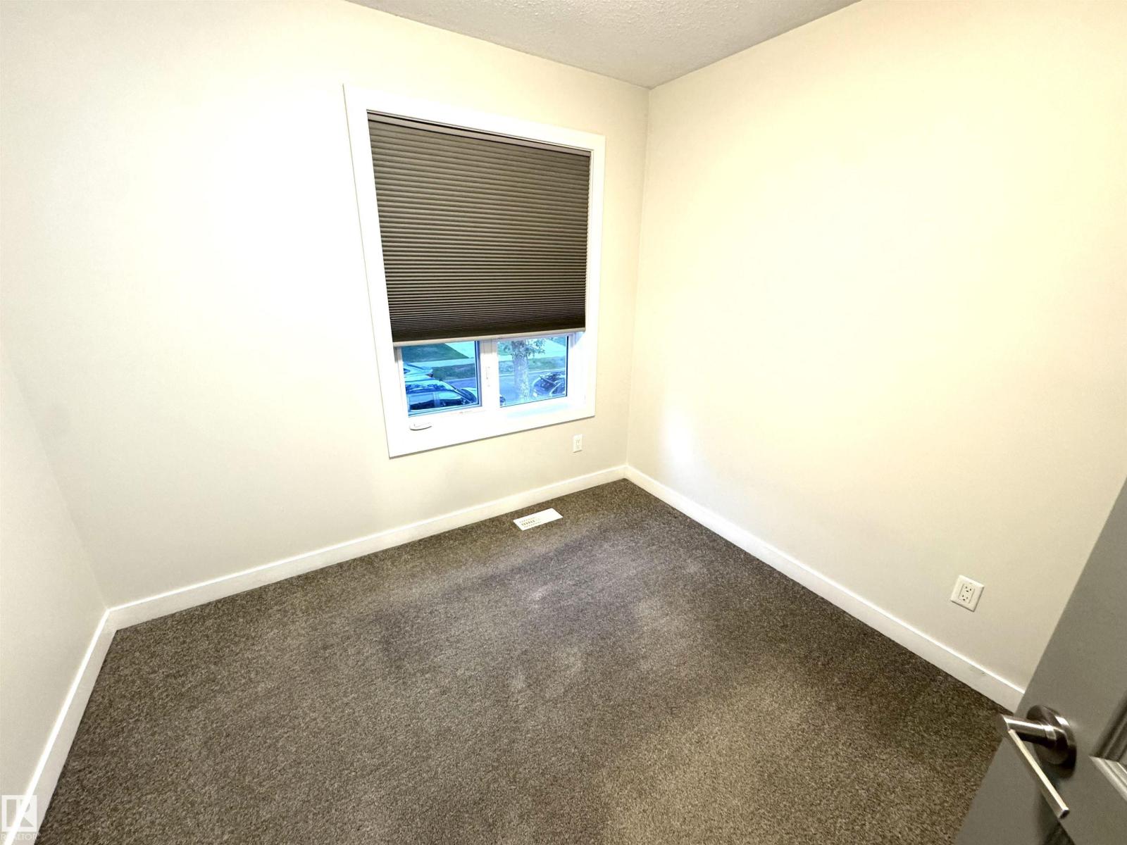 12046 89 St Nw Property Photo 23
