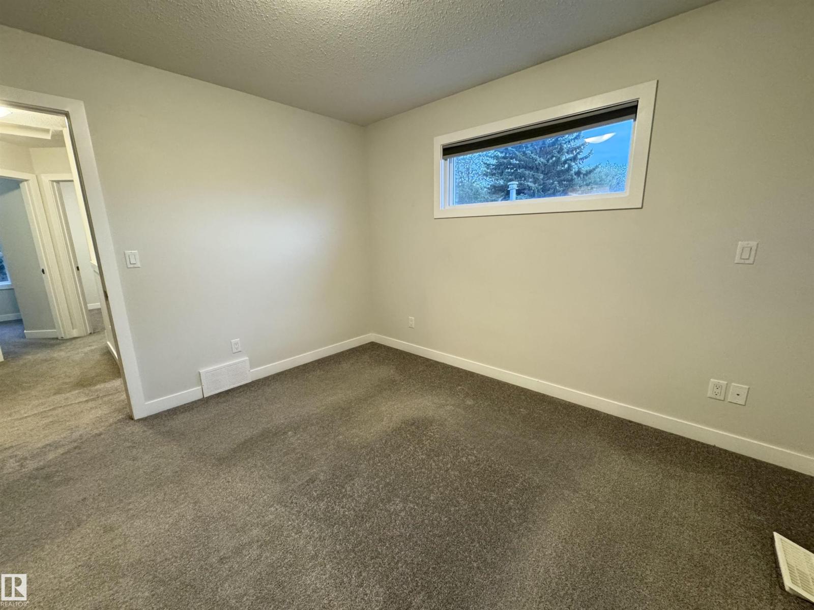 12046 89 St Nw Property Photo 31