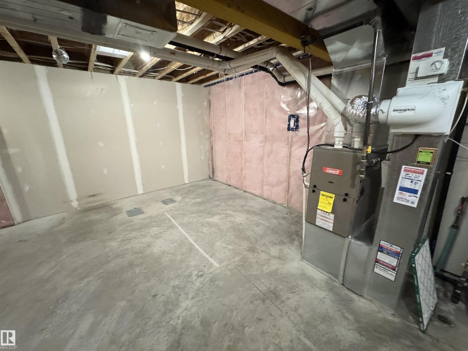 12046 89 St Nw Property Photo 32