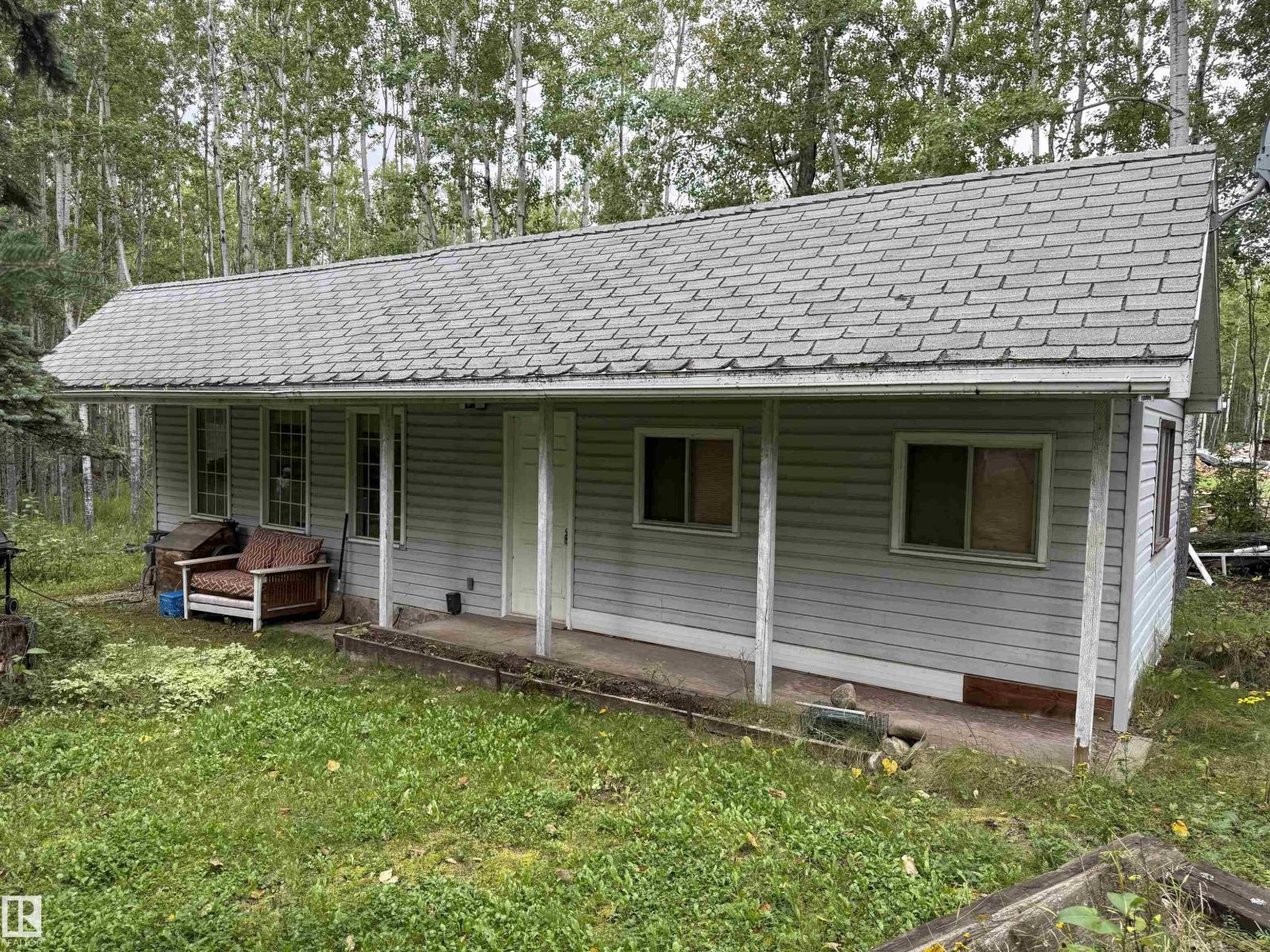 147 David Dr Property Photo 1