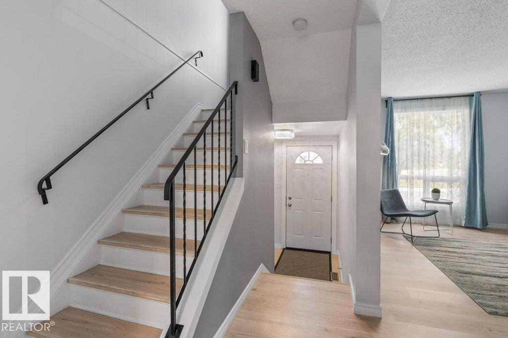 14204 31 St Nw Property Photo 3