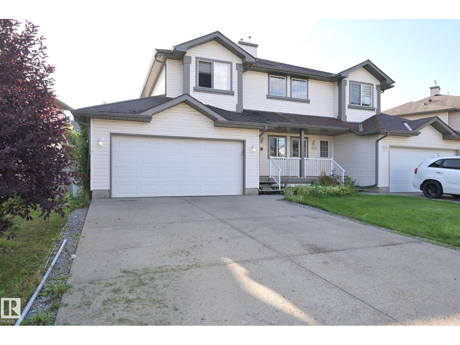 8127 7 Av Sw Property Photo 1