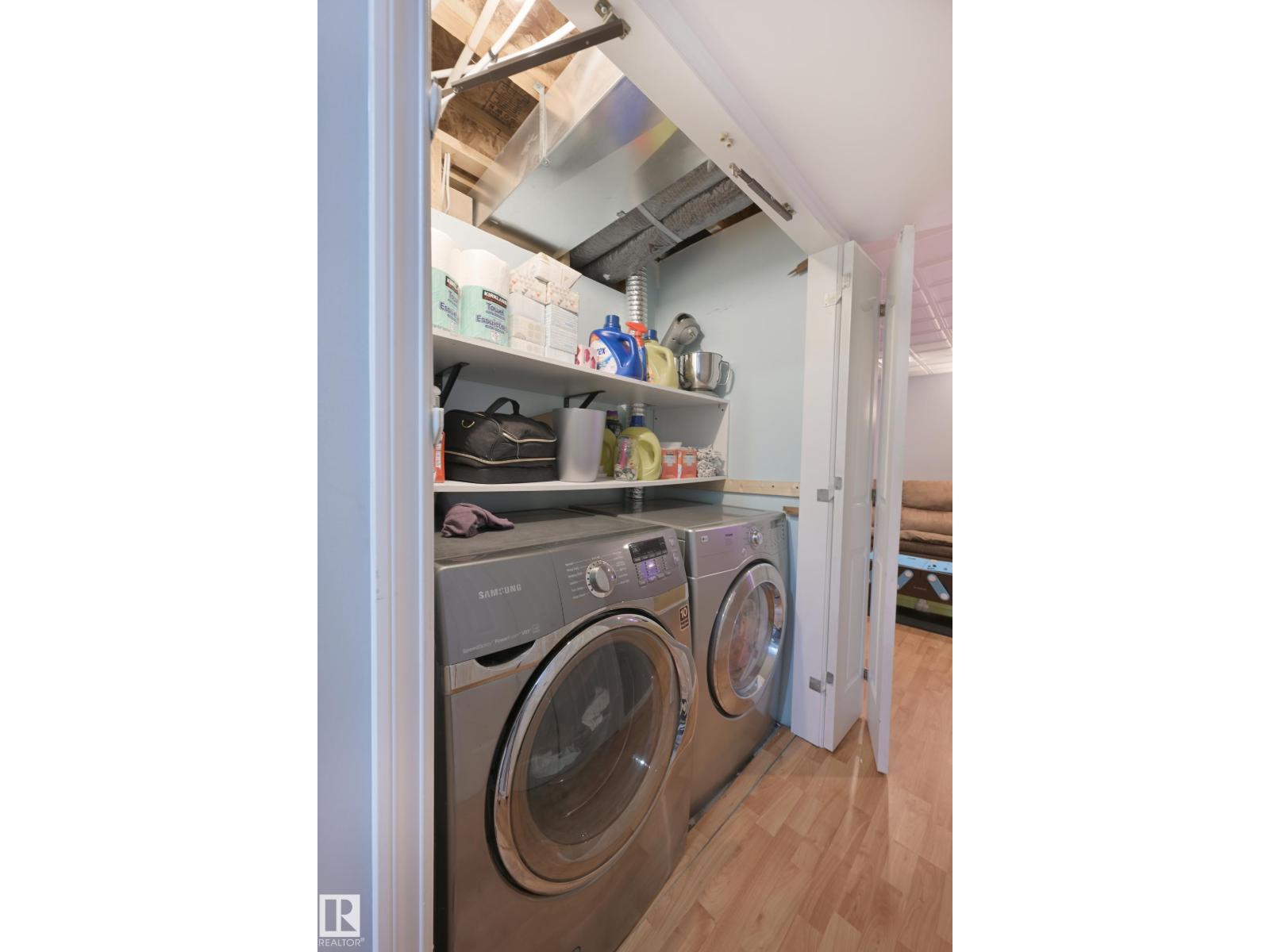 8127 7 Av Sw Property Photo 31