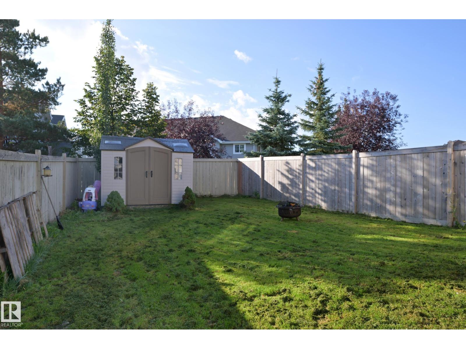 8127 7 Av Sw Property Photo 33