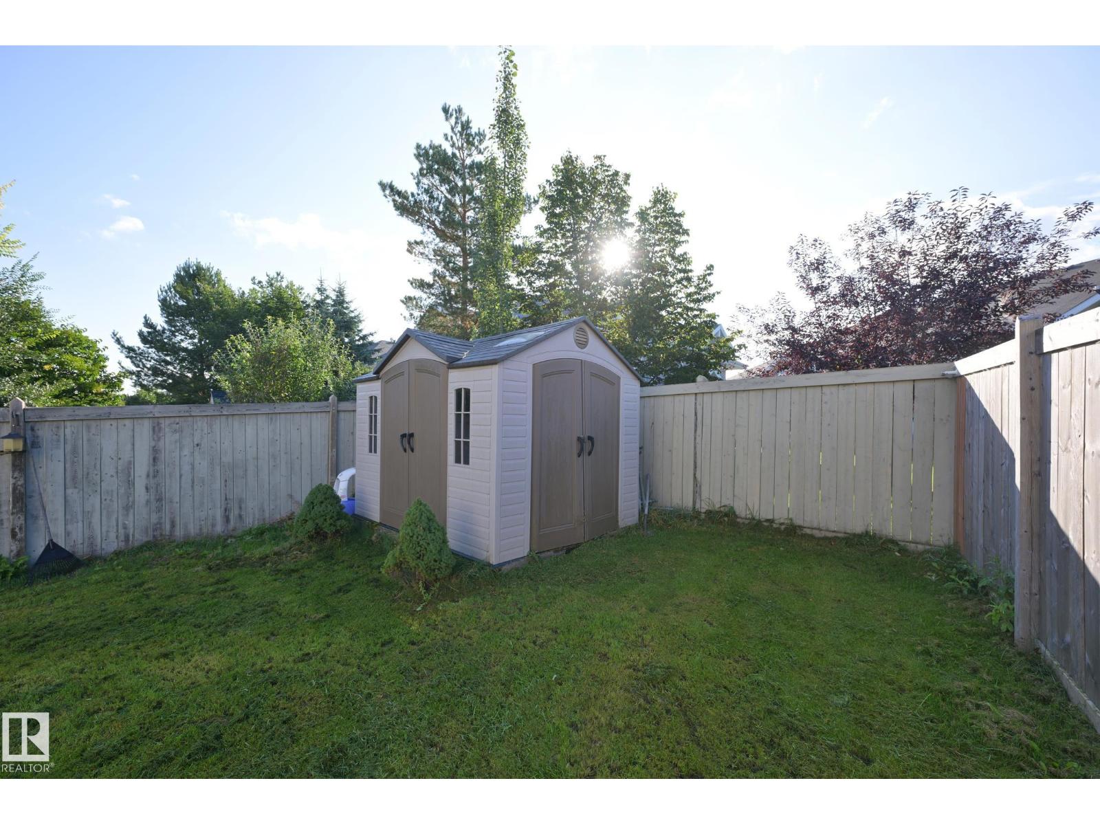 8127 7 Av Sw Property Photo 34