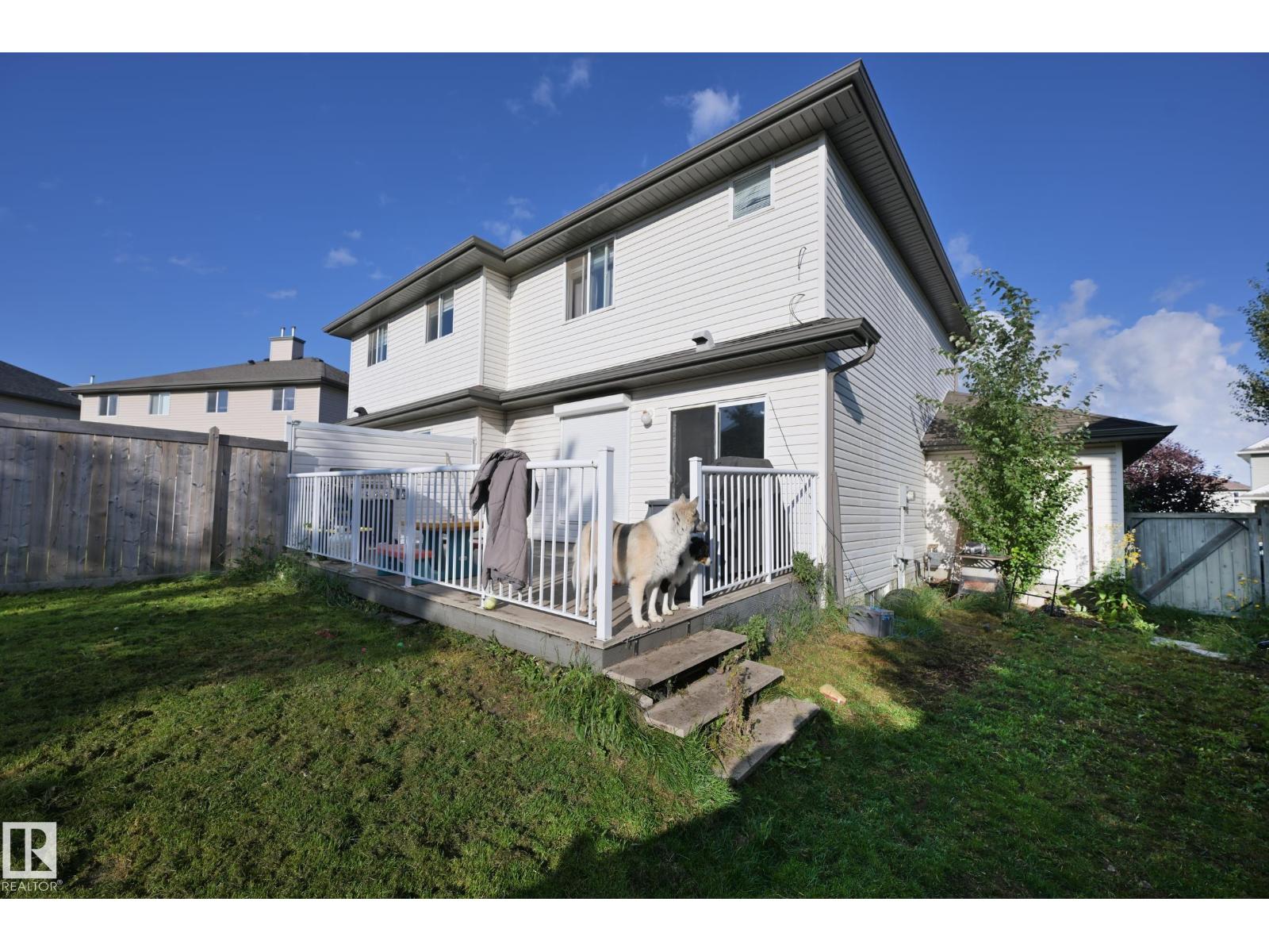 8127 7 Av Sw Property Photo 38