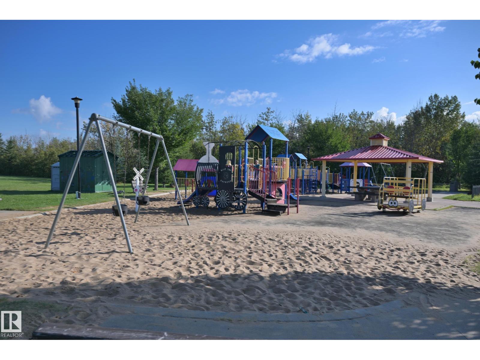 8127 7 Av Sw Property Photo 40