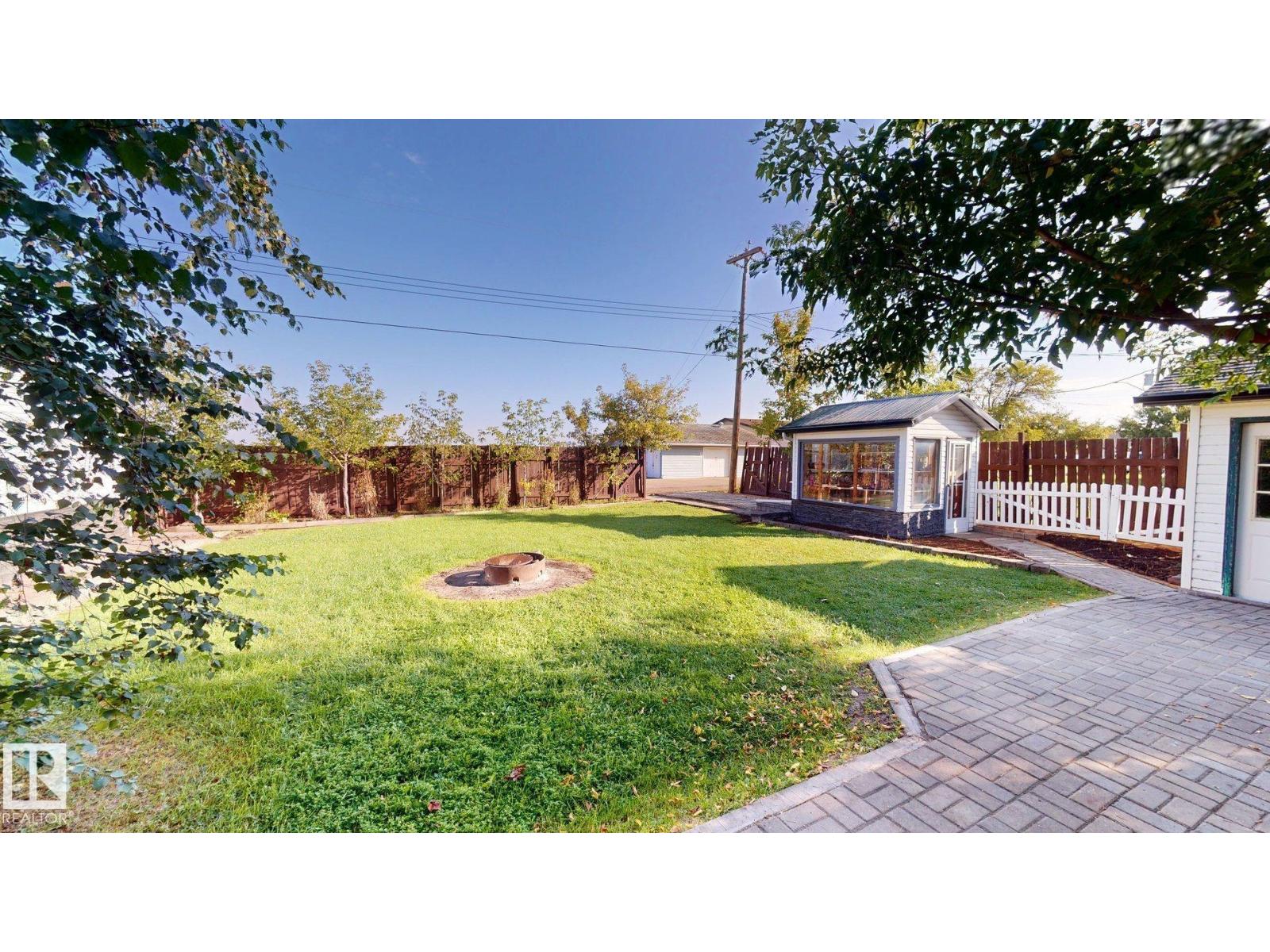 5040 51 Av Property Photo 40