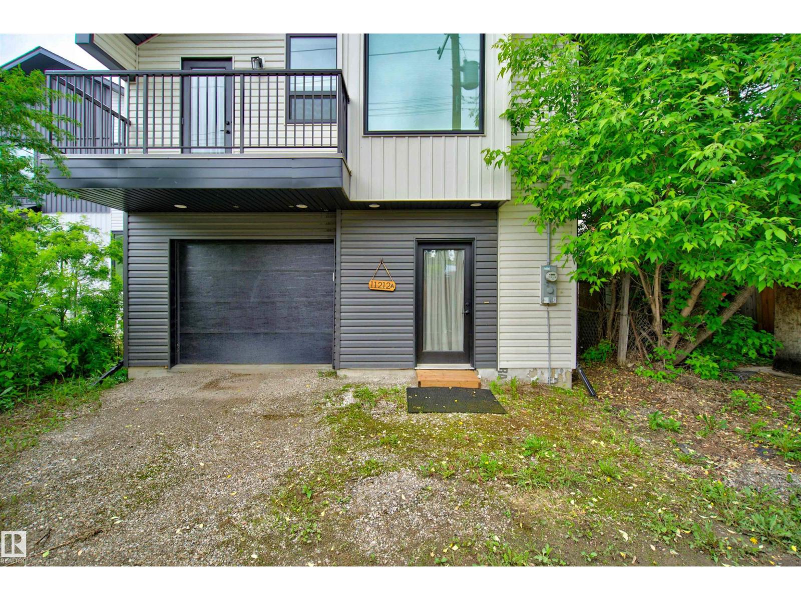 11212 75 Av Nw Property Photo 3