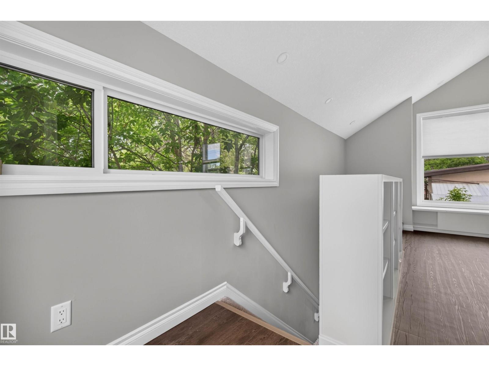 11212 75 Av Nw Property Photo 6