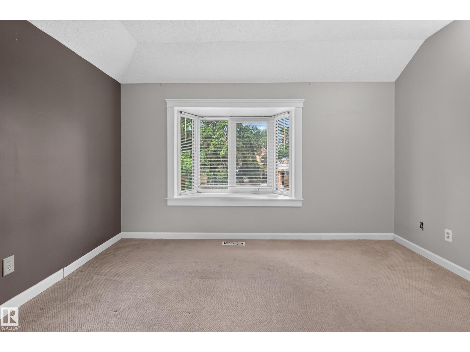 11212 75 Av Nw Property Photo 41
