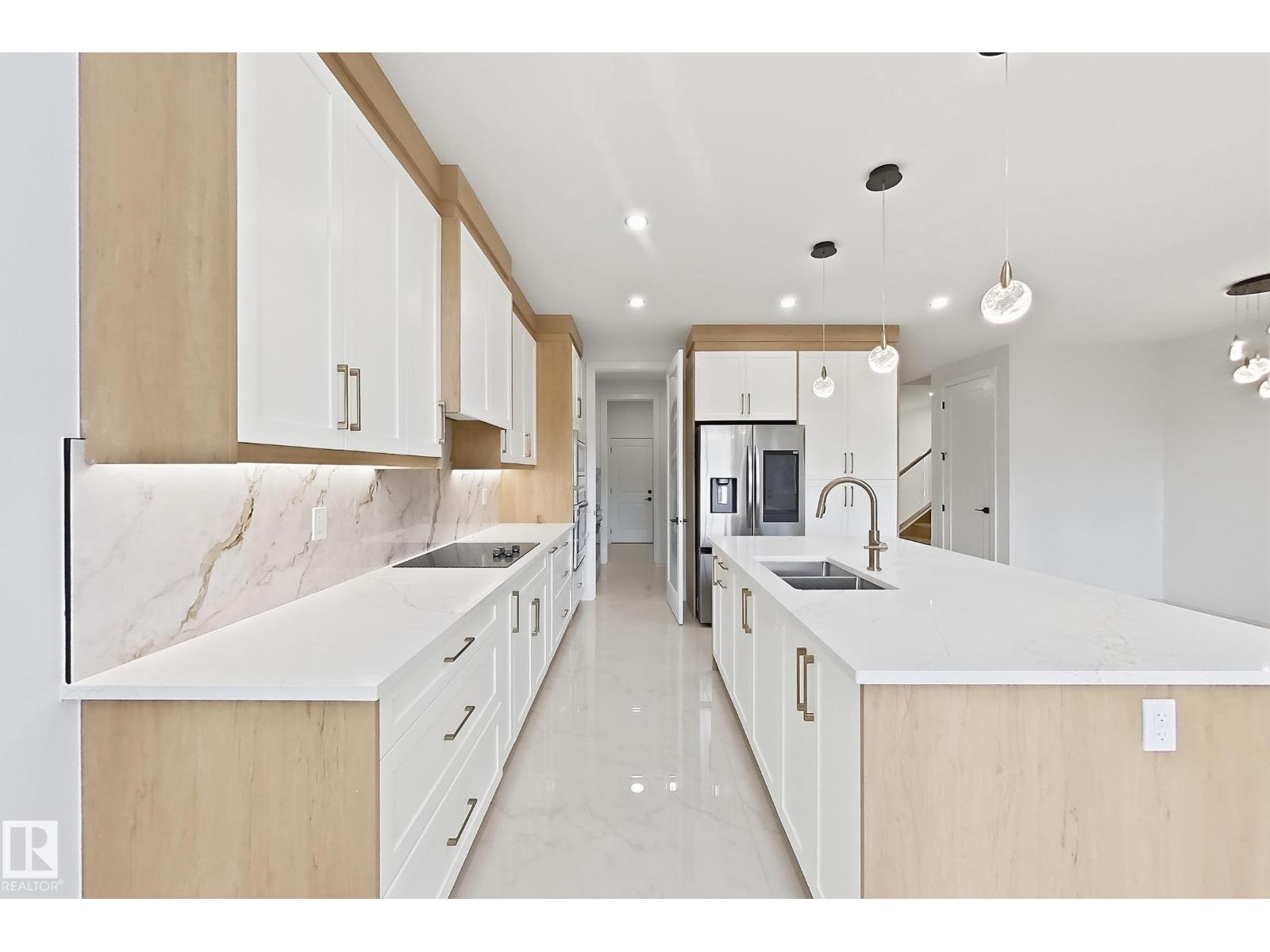 5411 64 St Property Photo 13