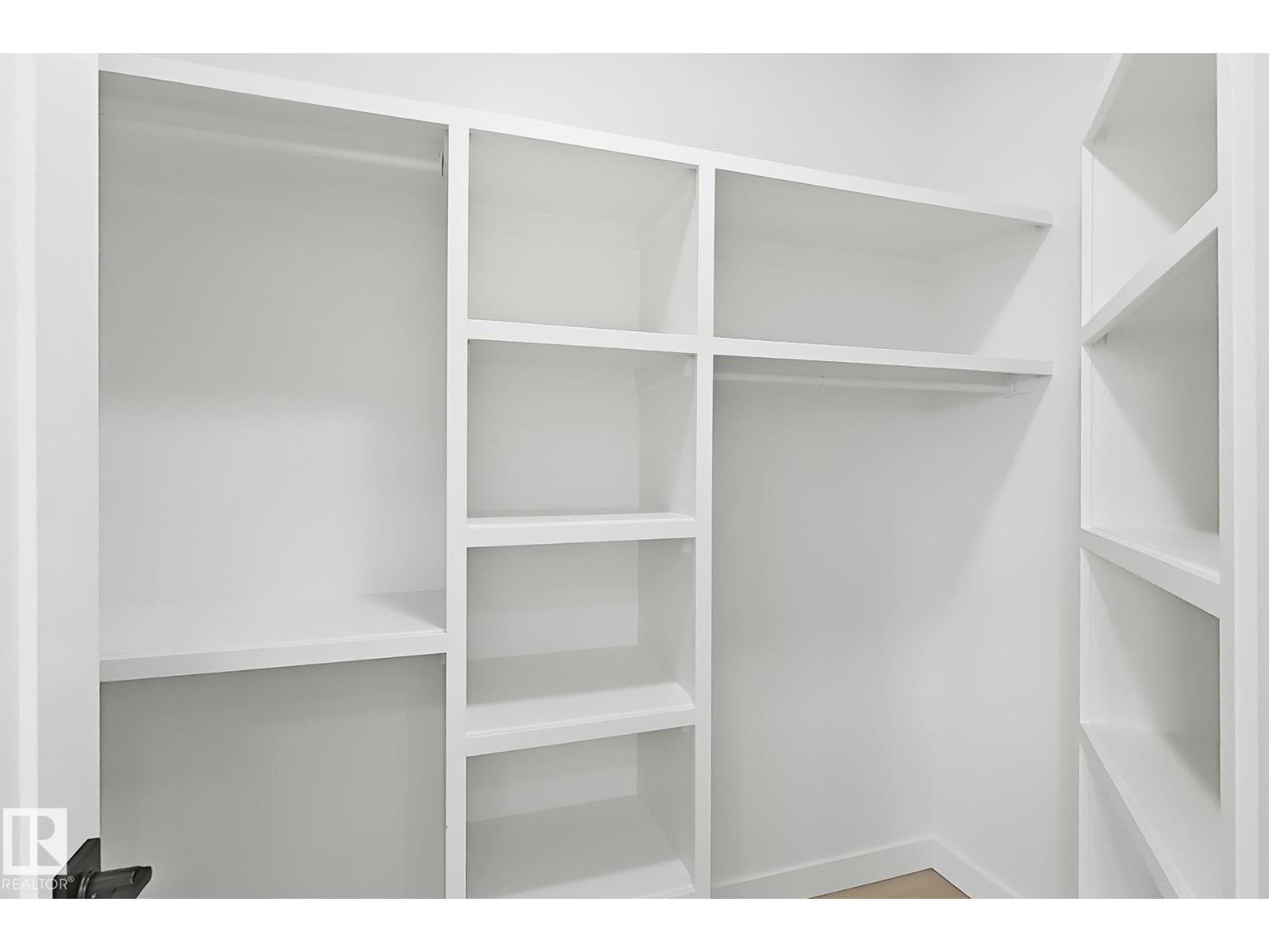 5411 64 St Property Photo 27