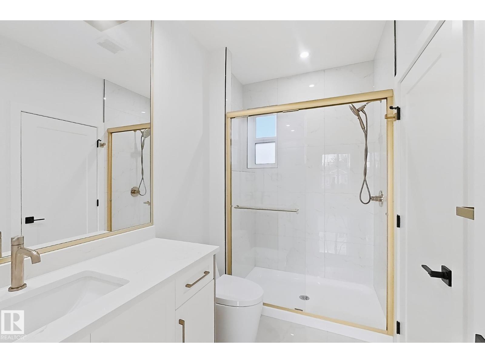 5411 64 St Property Photo 29