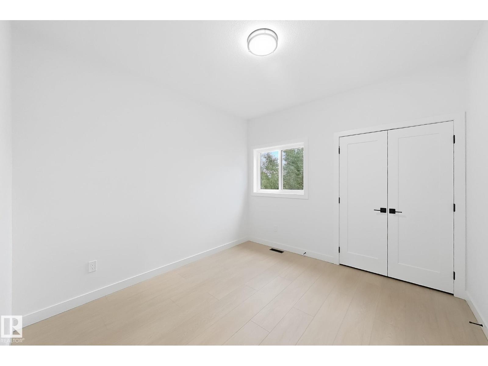 5411 64 St Property Photo 31