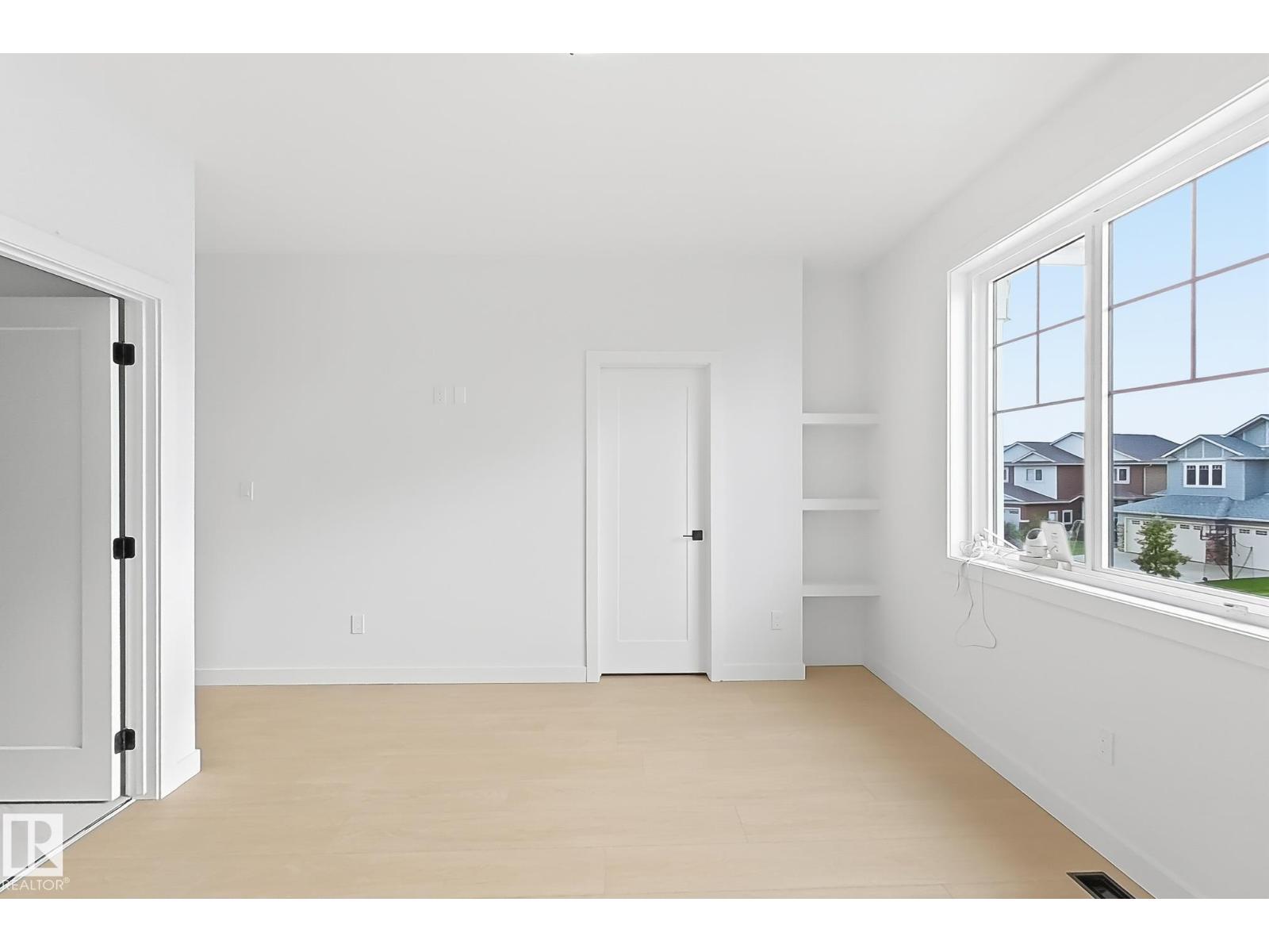 5411 64 St Property Photo 42